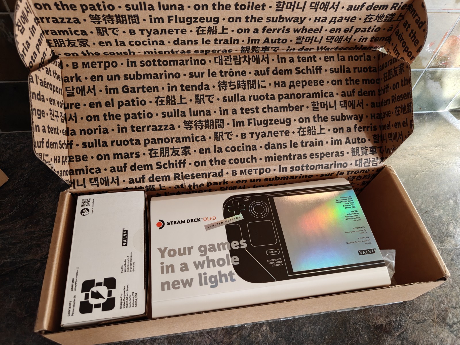 Valve Steam Deck 1TB OLED Limited Edition Smokey Translucent Complete