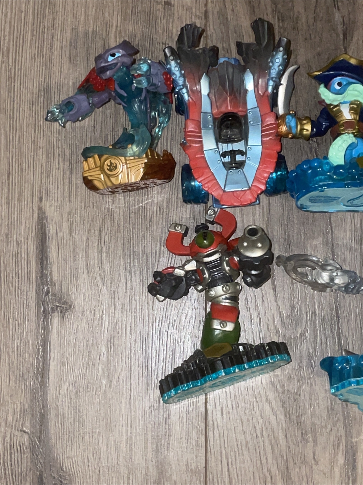 Activision Skylanders LOT 6 Figures
