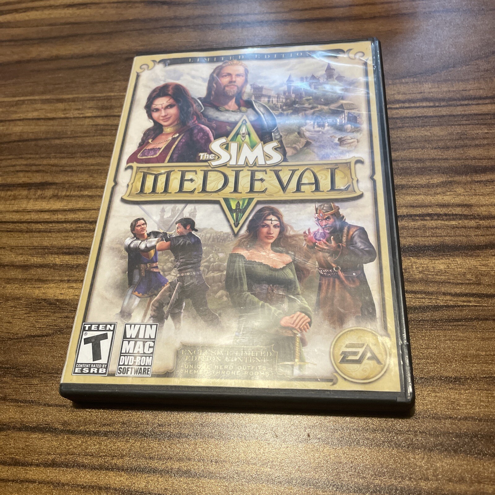 Sims Medieval Windows Mac PC 2011 Limited Edition Installation Code Pamphlet