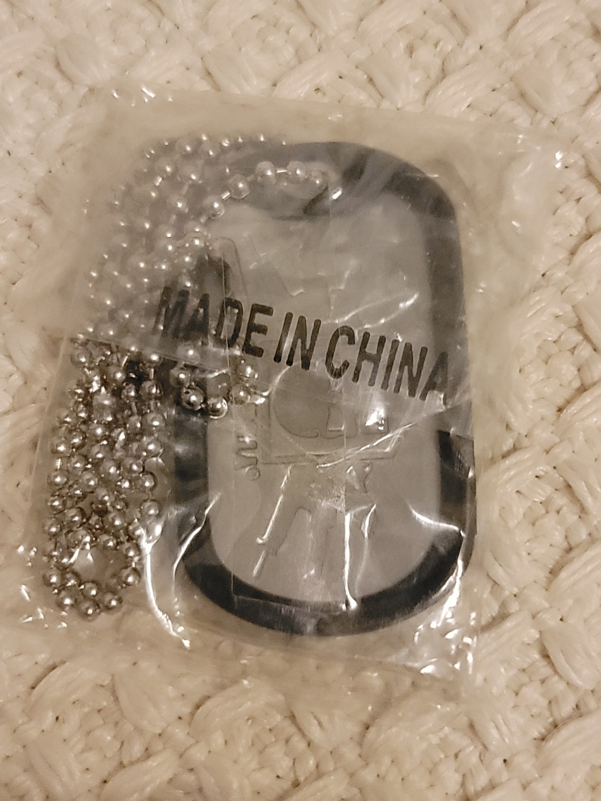 CALL OF DUTY ELITE DOG TAG WITH CHAIN