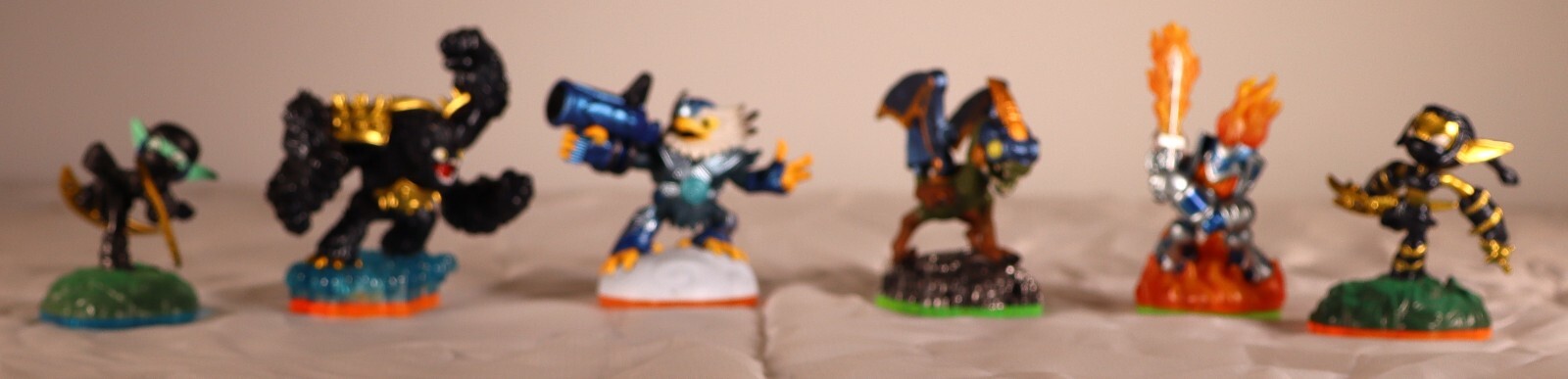 Huge Lot of 29 Skylanders Figures for Wii – Rare & Popular Characters Included!