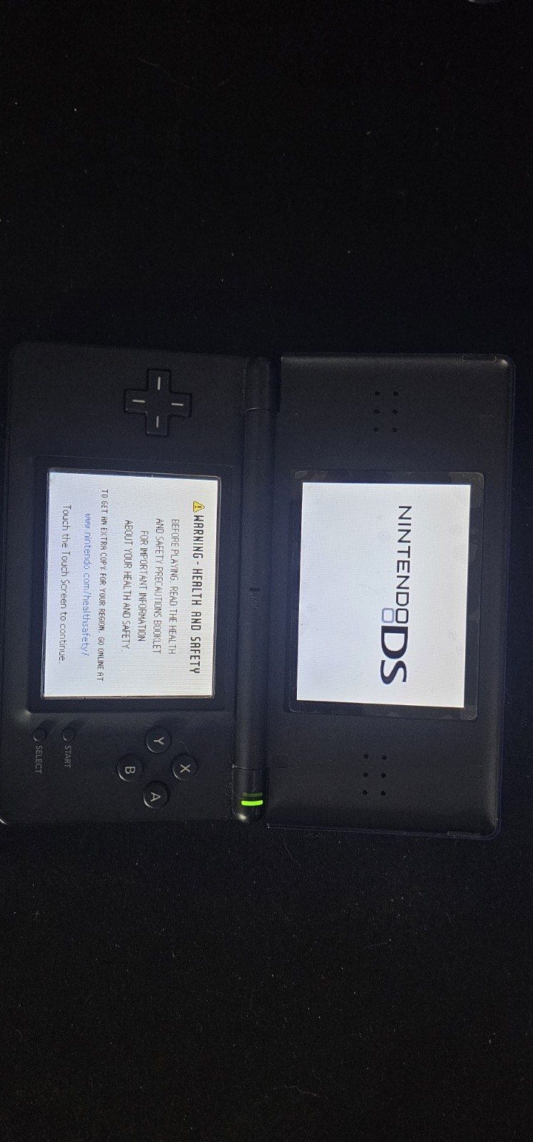 Nintendo DS Lite USG-001 Blue/Black Handheld Console Wi-Fi Headphone Jack