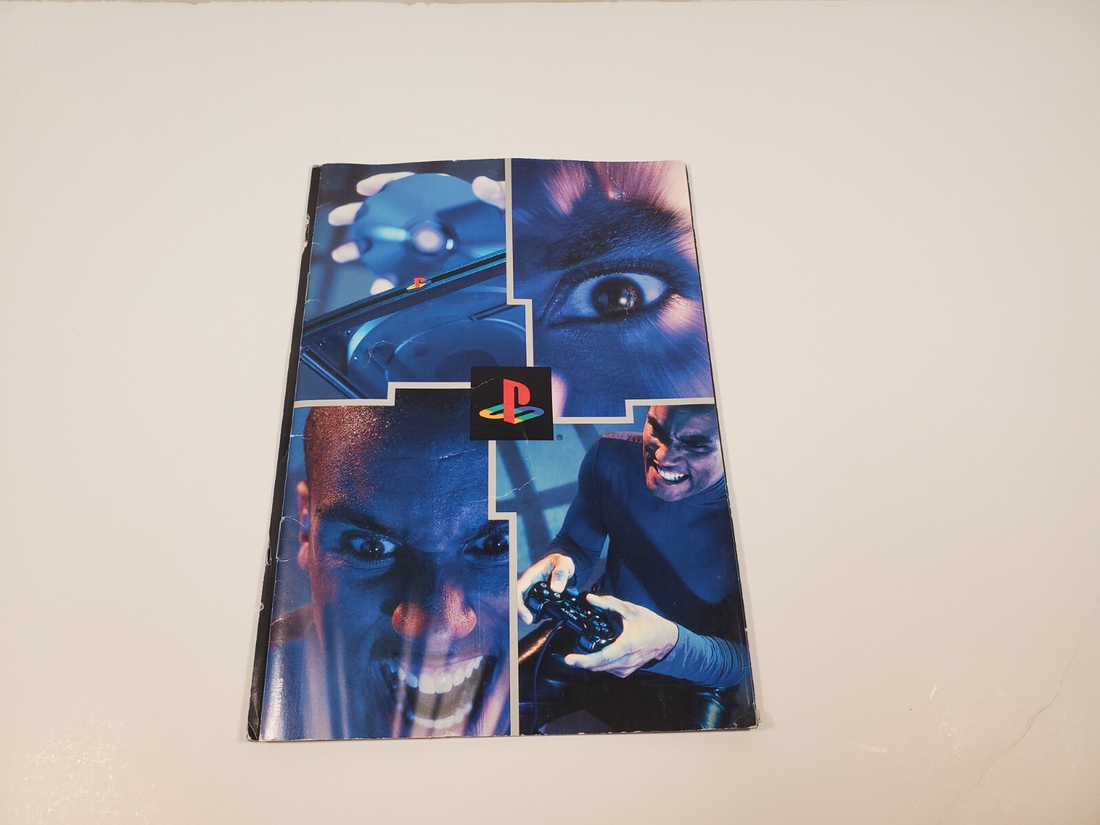 Playstation Underground 2001 Holiday Gaming Magazine Booklet