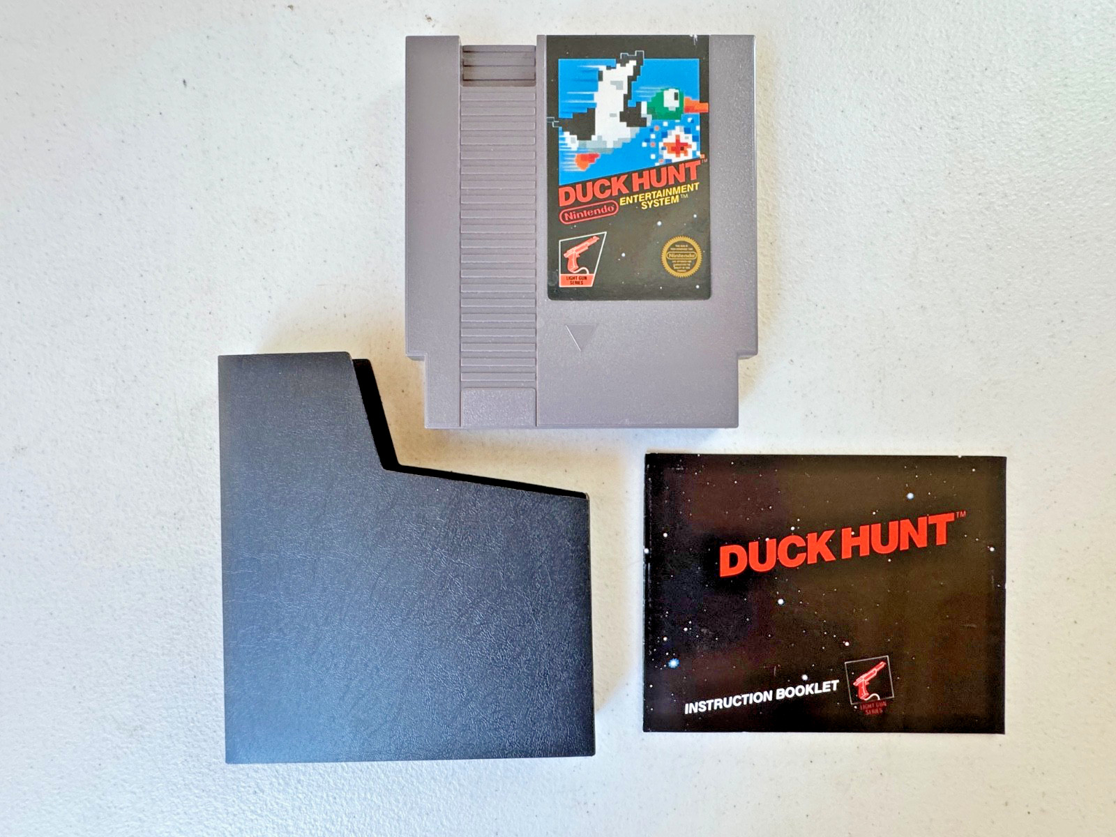 Duck Hunt (Light Gun Series) Cartridge w/Manual – Nintendo NES-1985-VGC untested