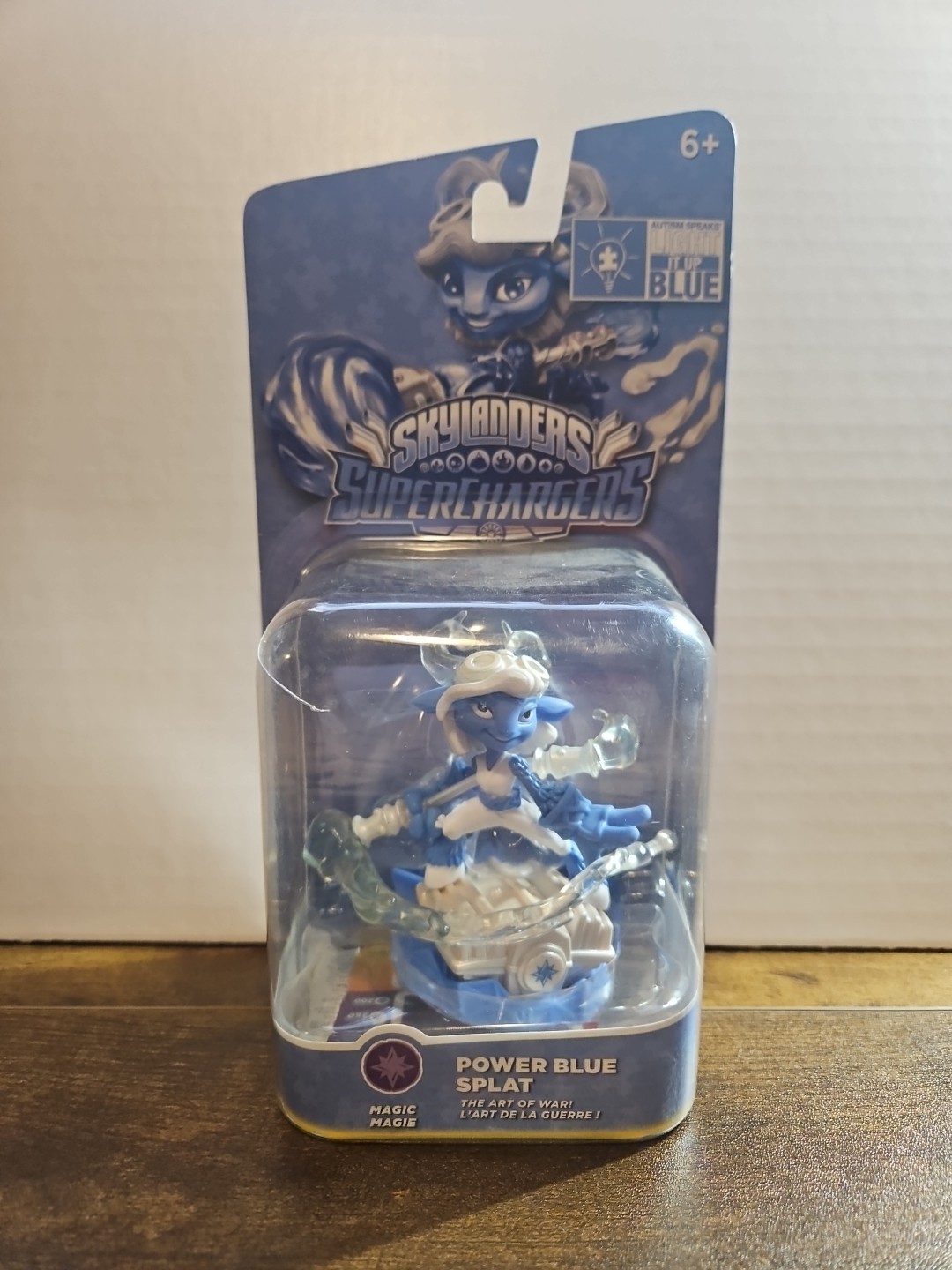 Power Blue Splat – Skylanders Superchargers Damaged Box