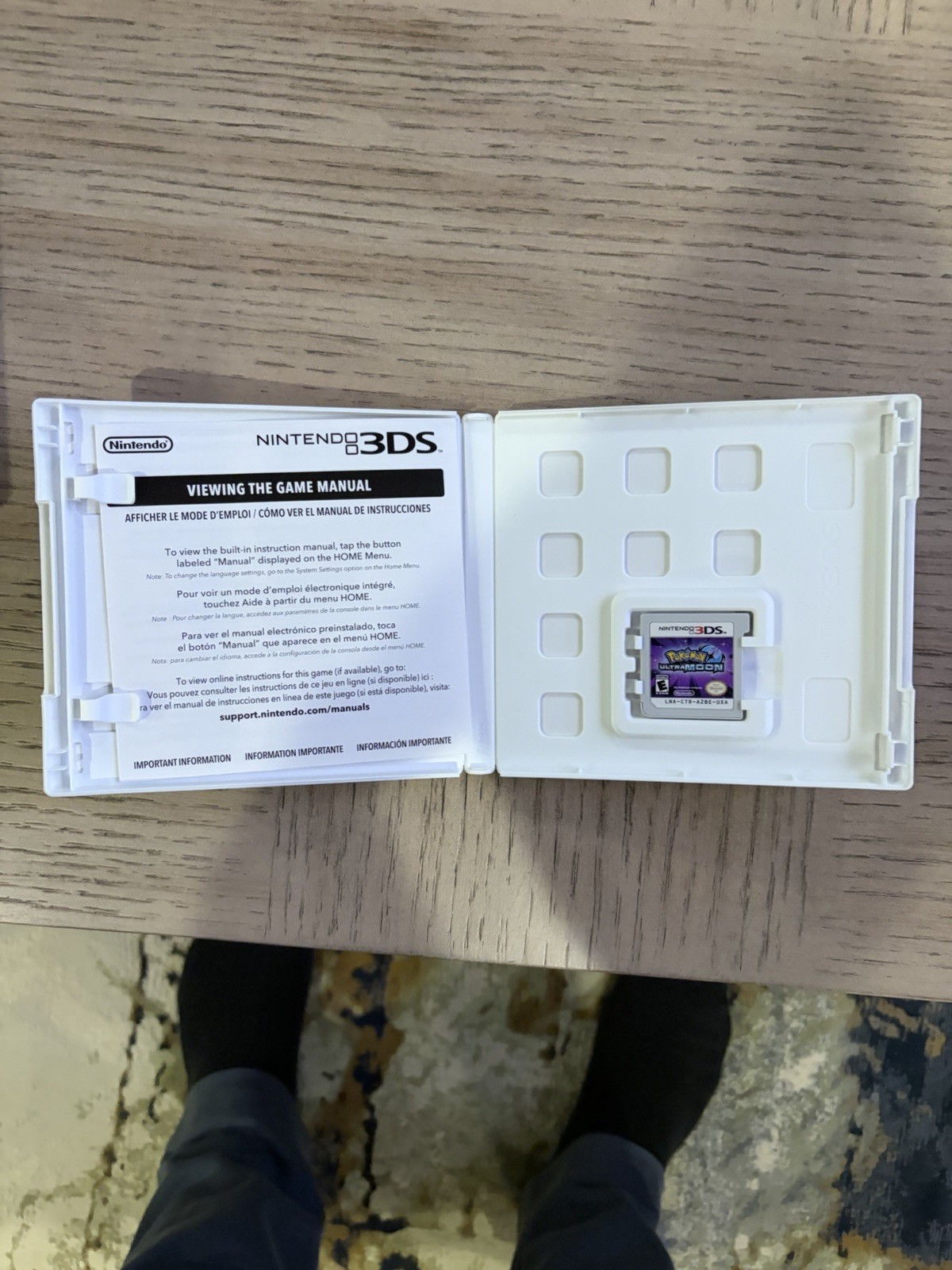 Pokémon Ultra Moon (Nintendo 3DS, 2017)