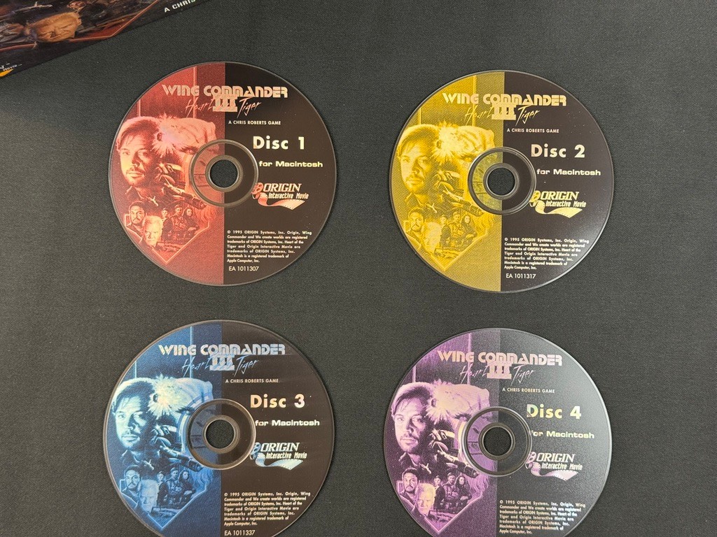 Wing Commander III: Heart of the Tiger ~ Macintosh 1995 ~ all discs with manual