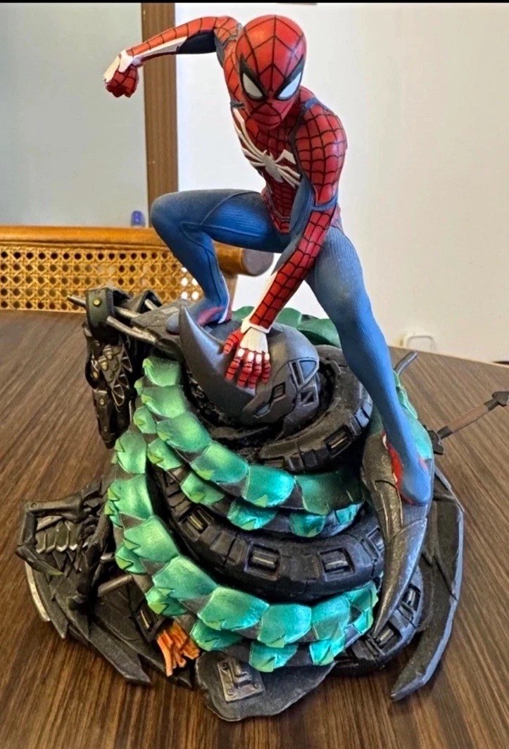 Marvel Spider-Man Video Game PS4 1:10 Figure/Figurine Statue w/ Art Book Loose