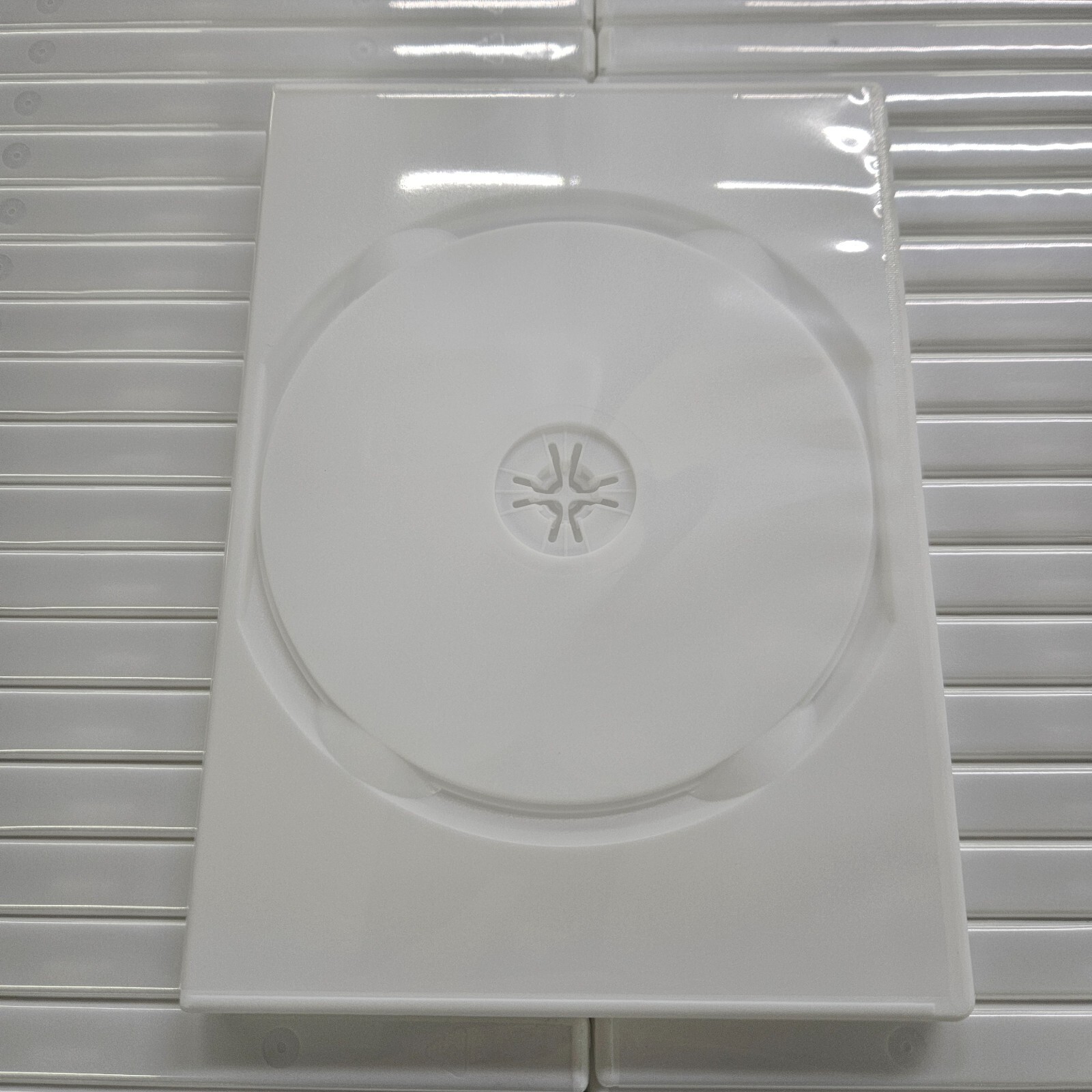 Lot Of 100 New Nintendo Wii DVD White Replacement Cases US Stock Ships Fast