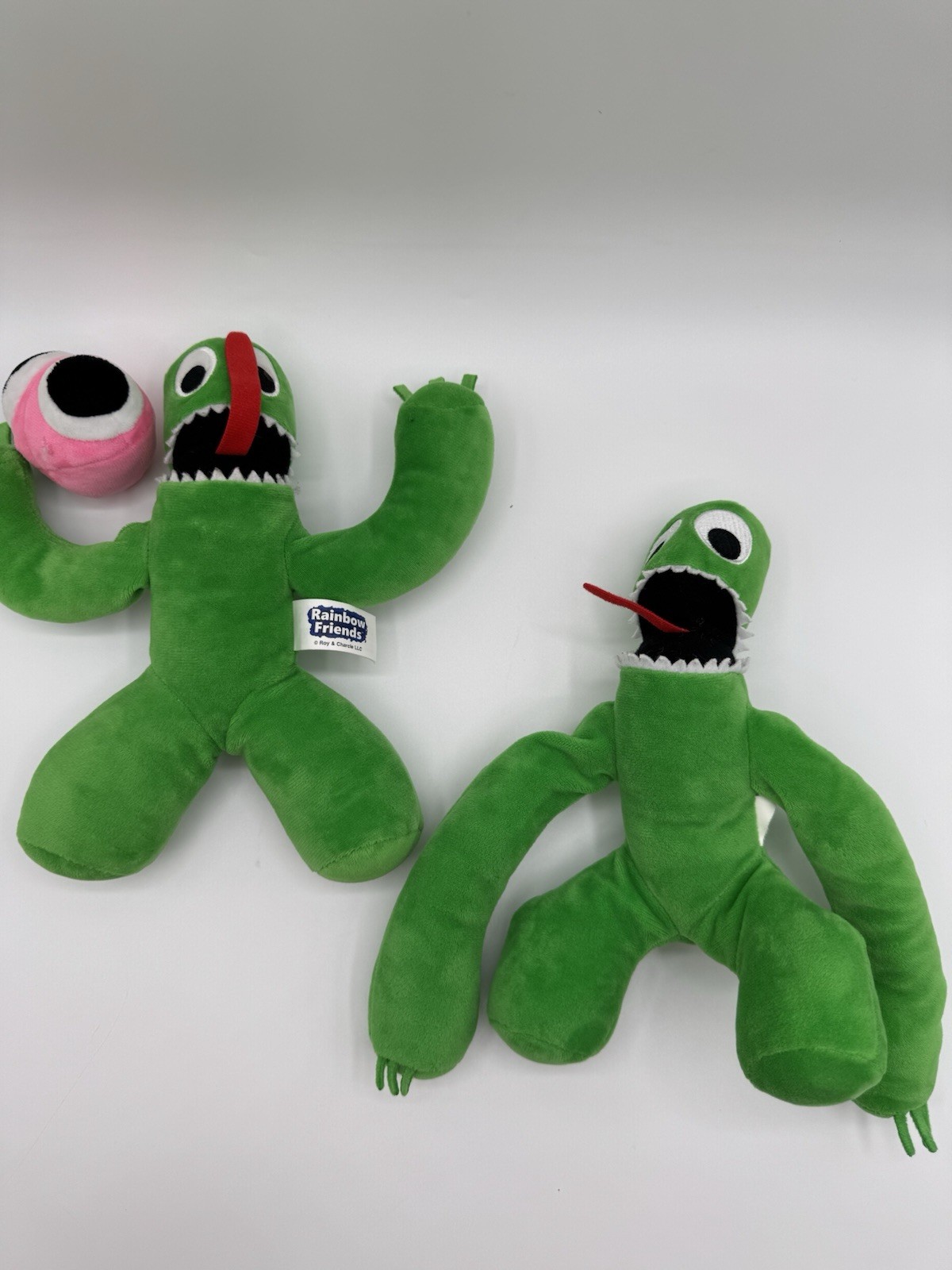 Lot Of 2 Rainbow Friends Green 8″ Plush Stuffed Toy NO TAG & DAMAGE