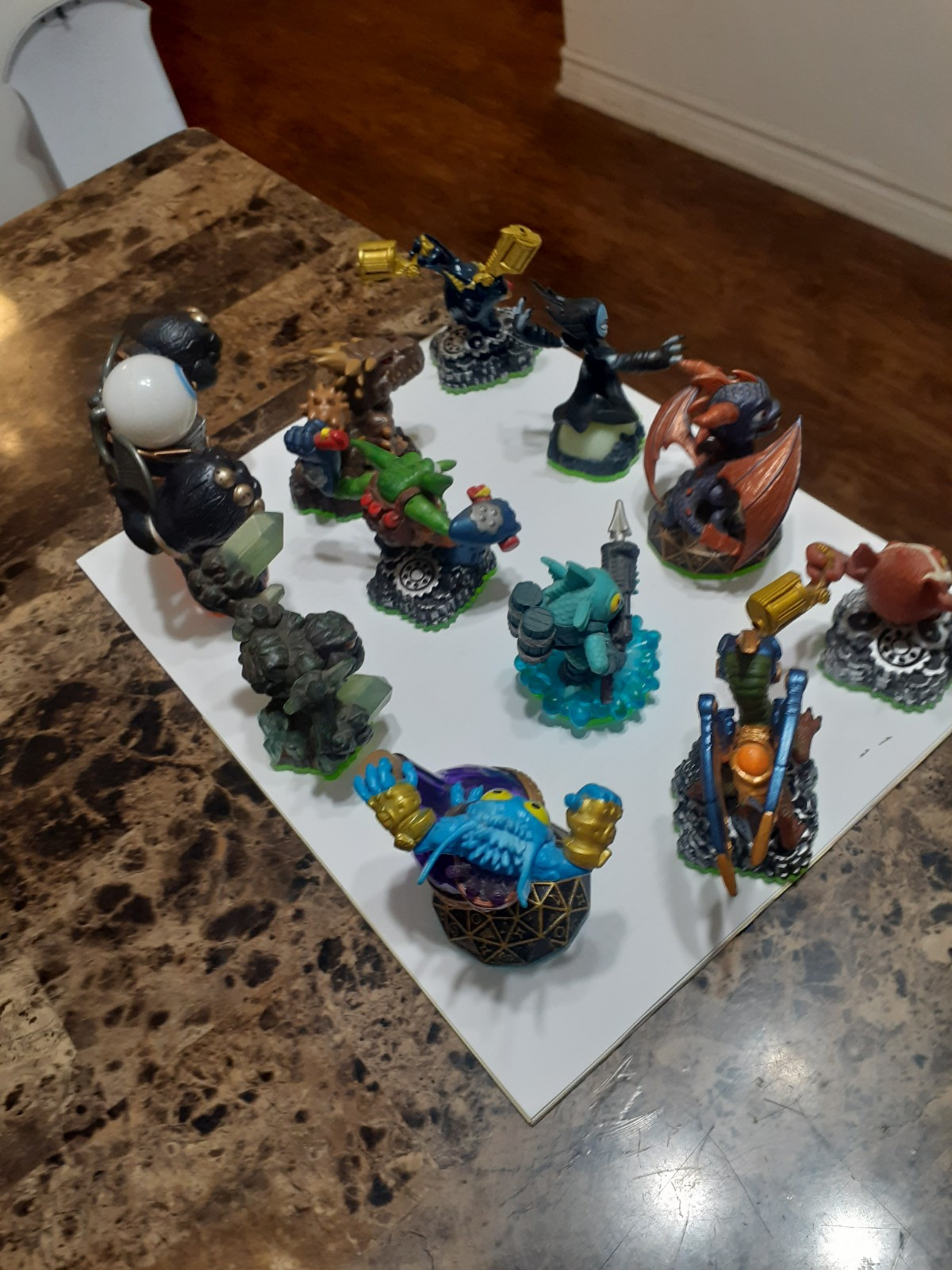 1 MIX LOT OF 11 ACTIVISION SKYLANDERS SUPERCHARGERS CHARACTERS ORIGINAL ITEM