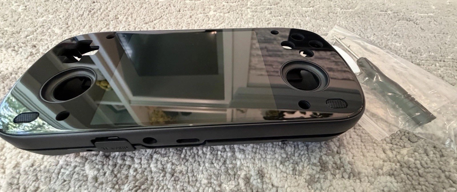 Retroid Pocket Mini V1 with V2 Screen/Shell Upgrade plus Case (Black)
