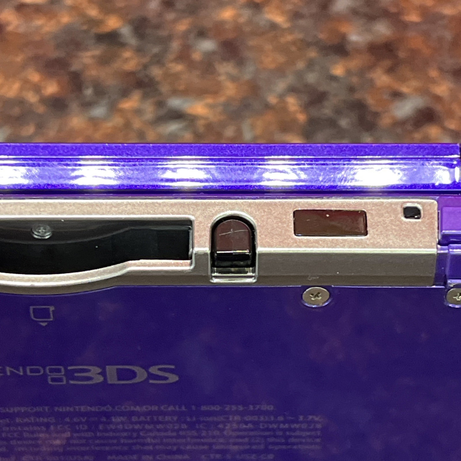 Nintendo 3DS Purple CTR-001(USA) 3D Wi-Fi W/ Stylus!! (LOOK)