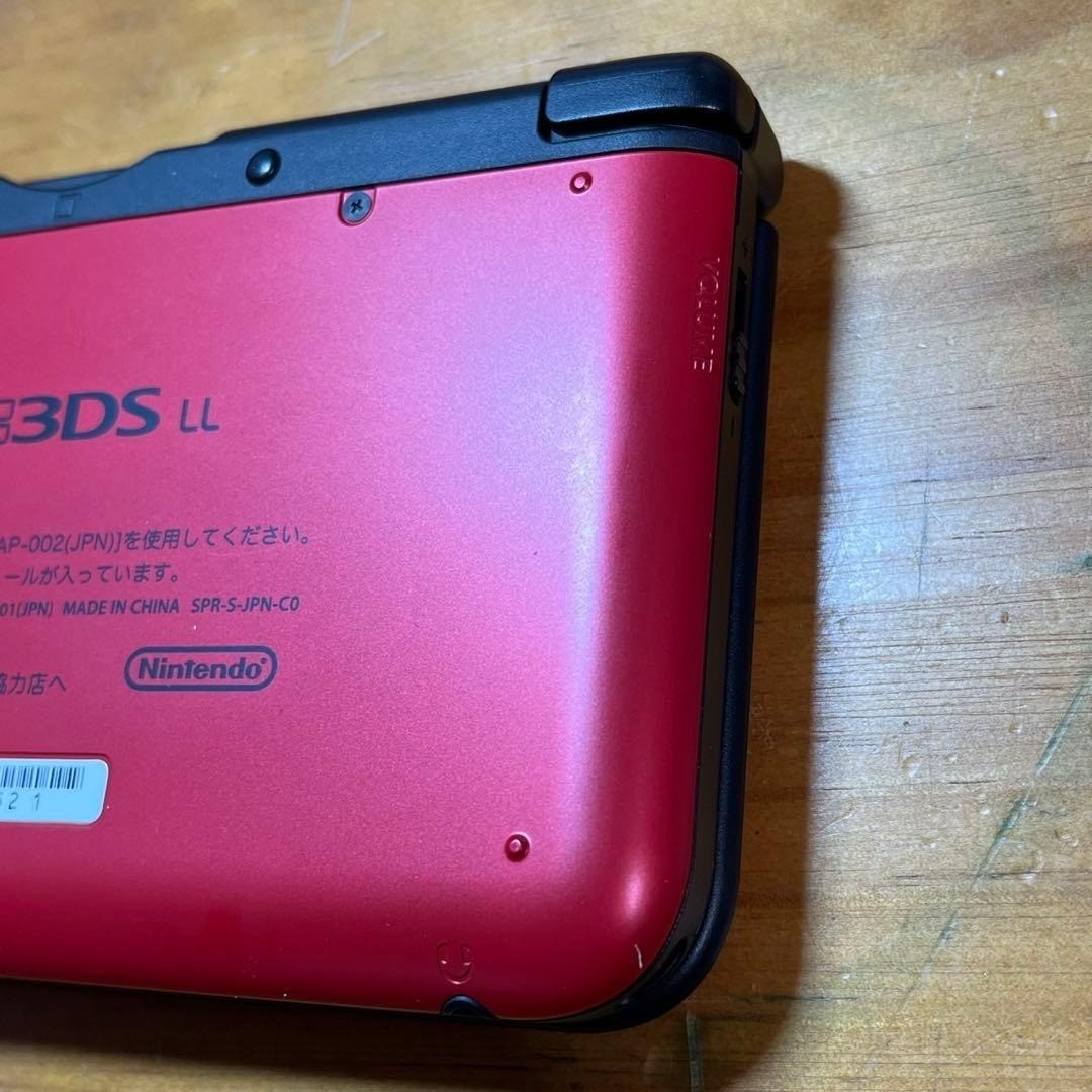 Nintendo 3DS LL Red x Black 6150 From Japan
