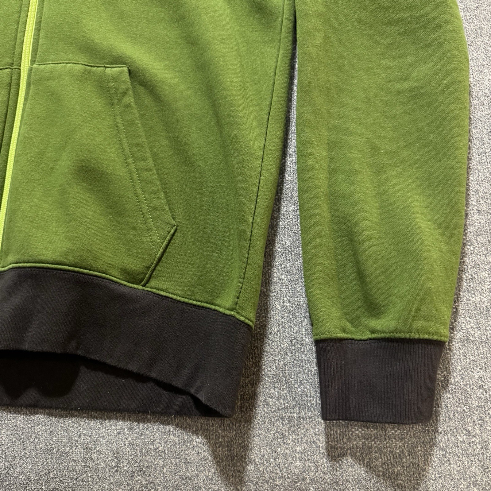 J!NX Overwatch Ultimate Orisa Hoodie Green Large Excellent Blizzard Gaming