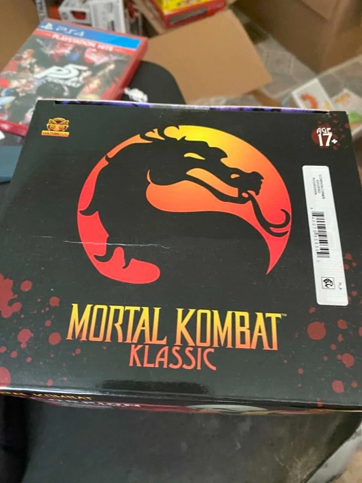 Mortal Kombat 2 Super Nintendo Snes Scorpion Vinyl Figure Arcade Genesis Klassic