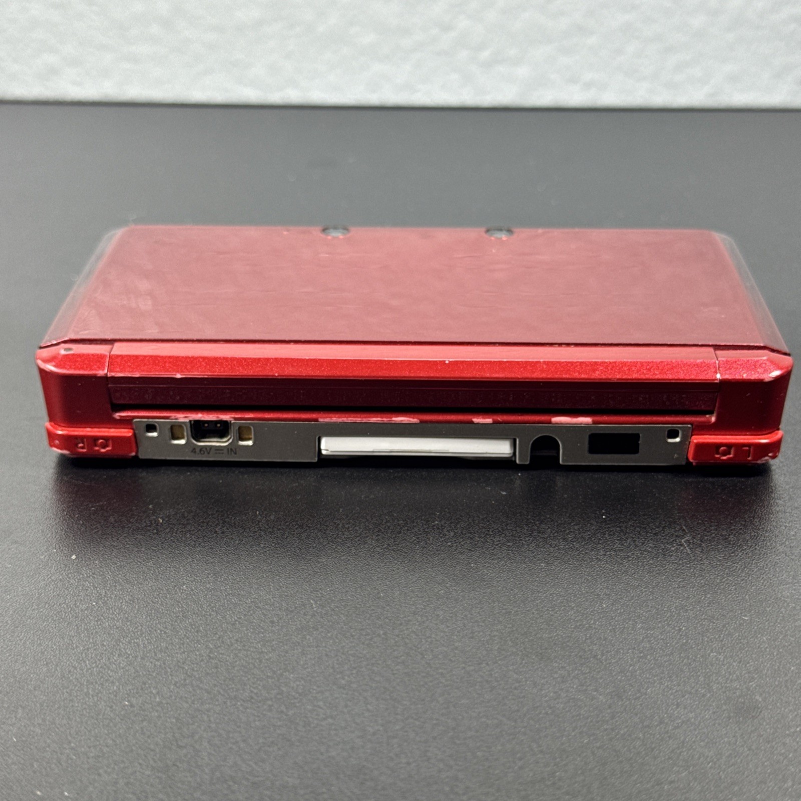 Nintendo 3DS Flame Red 32GB SD Card/game & Carry Case (Tested & Working)