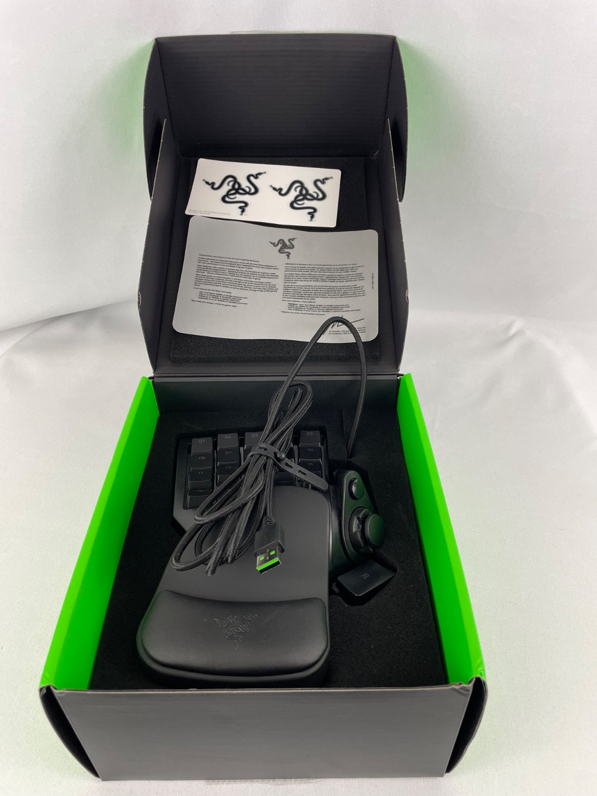 Razer Tartarus V2 Programmable Backlit Gaming Keypad Wired USB for PC Black