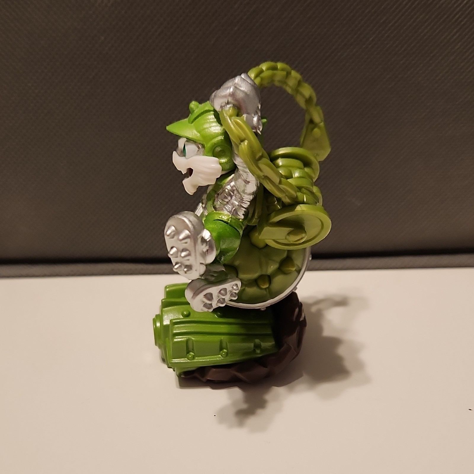 Skylanders Imaginators Steel Plated Smash Hit
