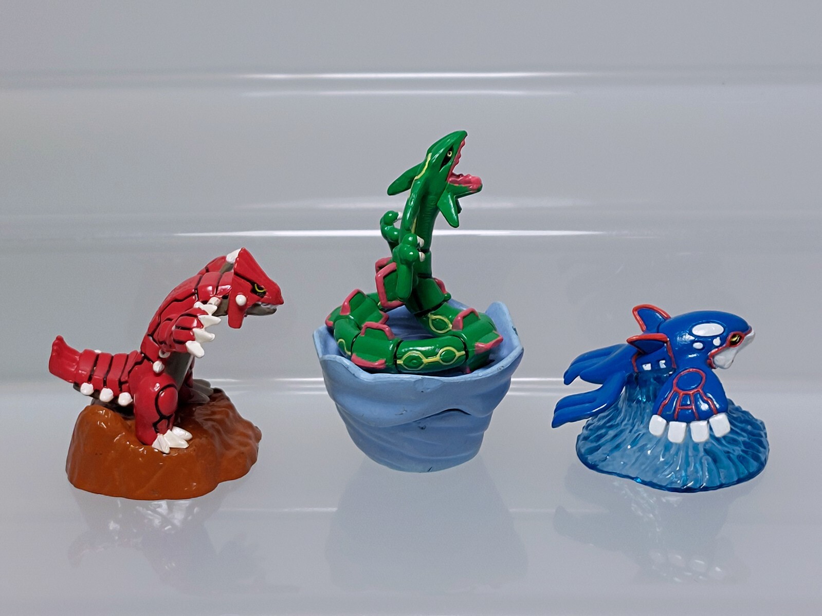 Groudon Rayquaza Kyogre Pokemon Ball Choco Footprint Figure Tomy 0.8-1.9in