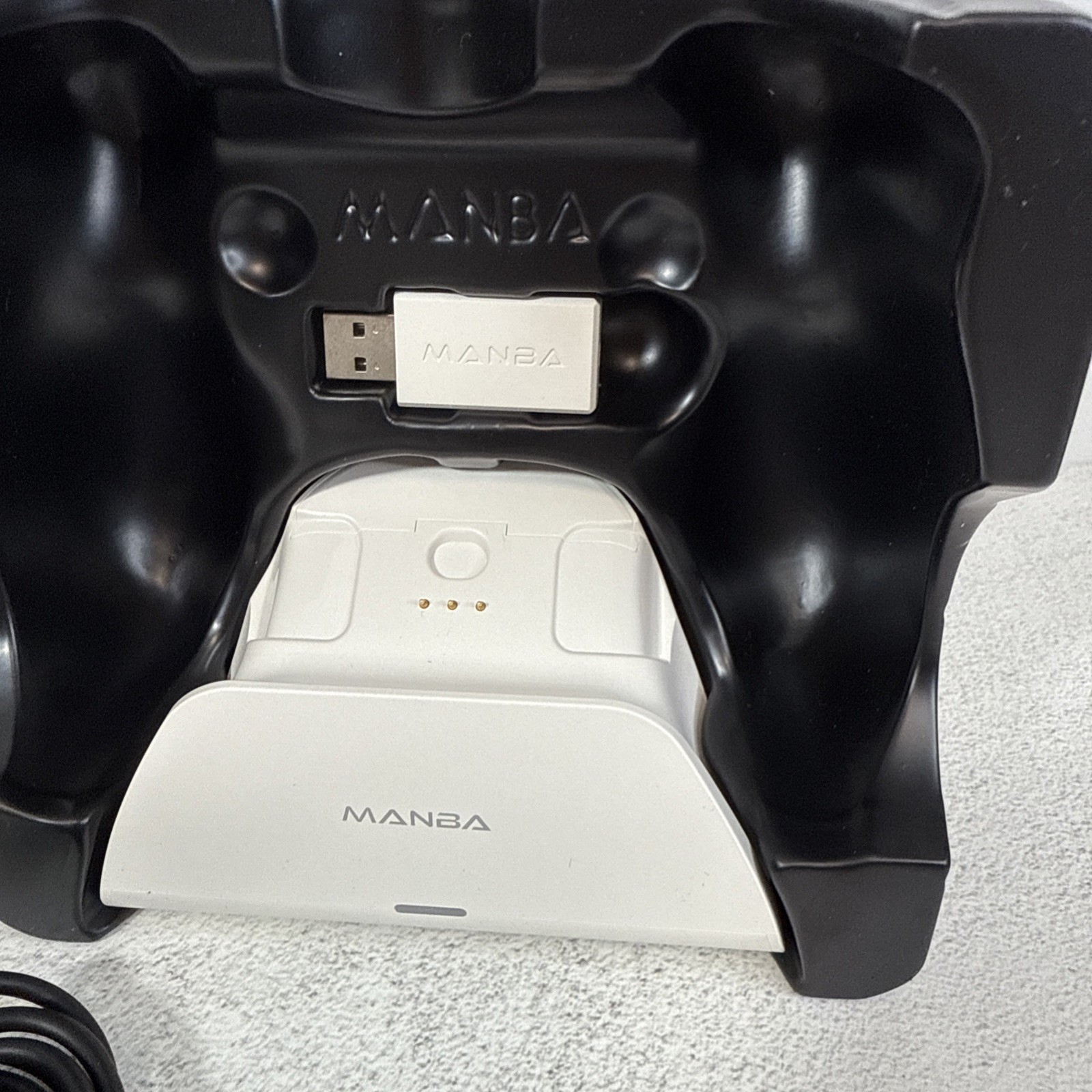 Manba One Color Interactive Screen Wireless Gaming Controller Charging Base Open