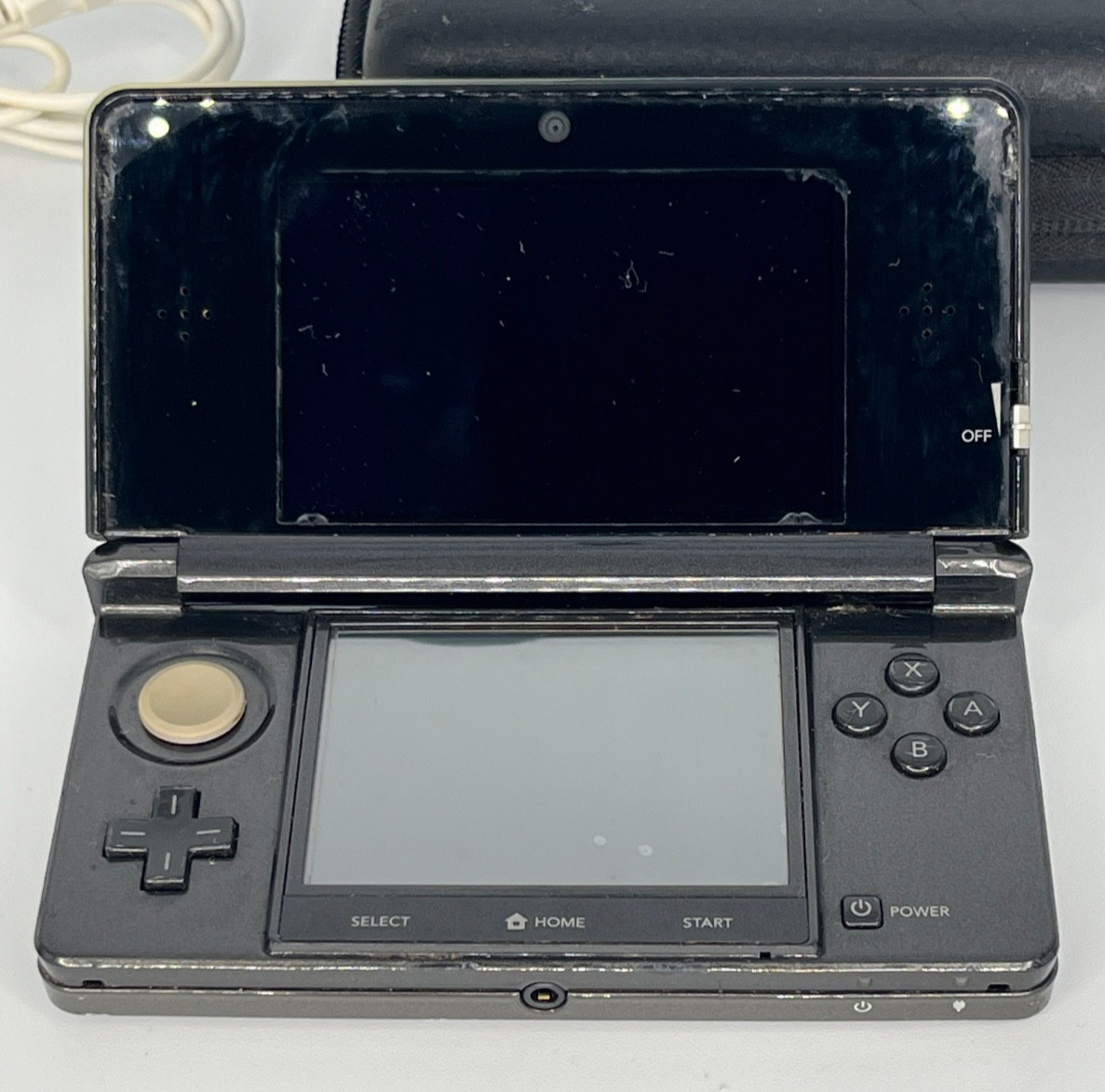 Nintendo 3DS Black Handheld Console 3D CTR-001 with Game and Case