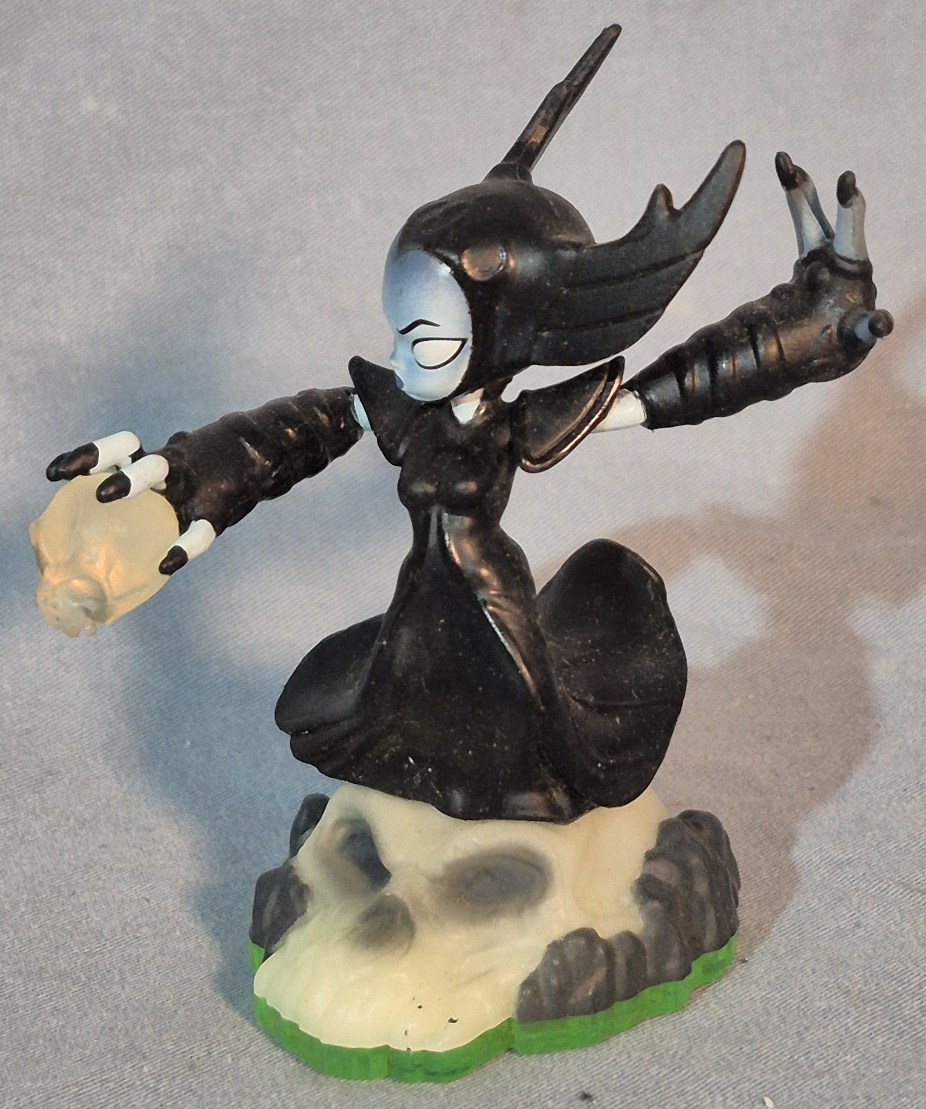 5 Skylanders Figures, Flameslinger, Ignitor, Voodood, Double Trouble, Hex