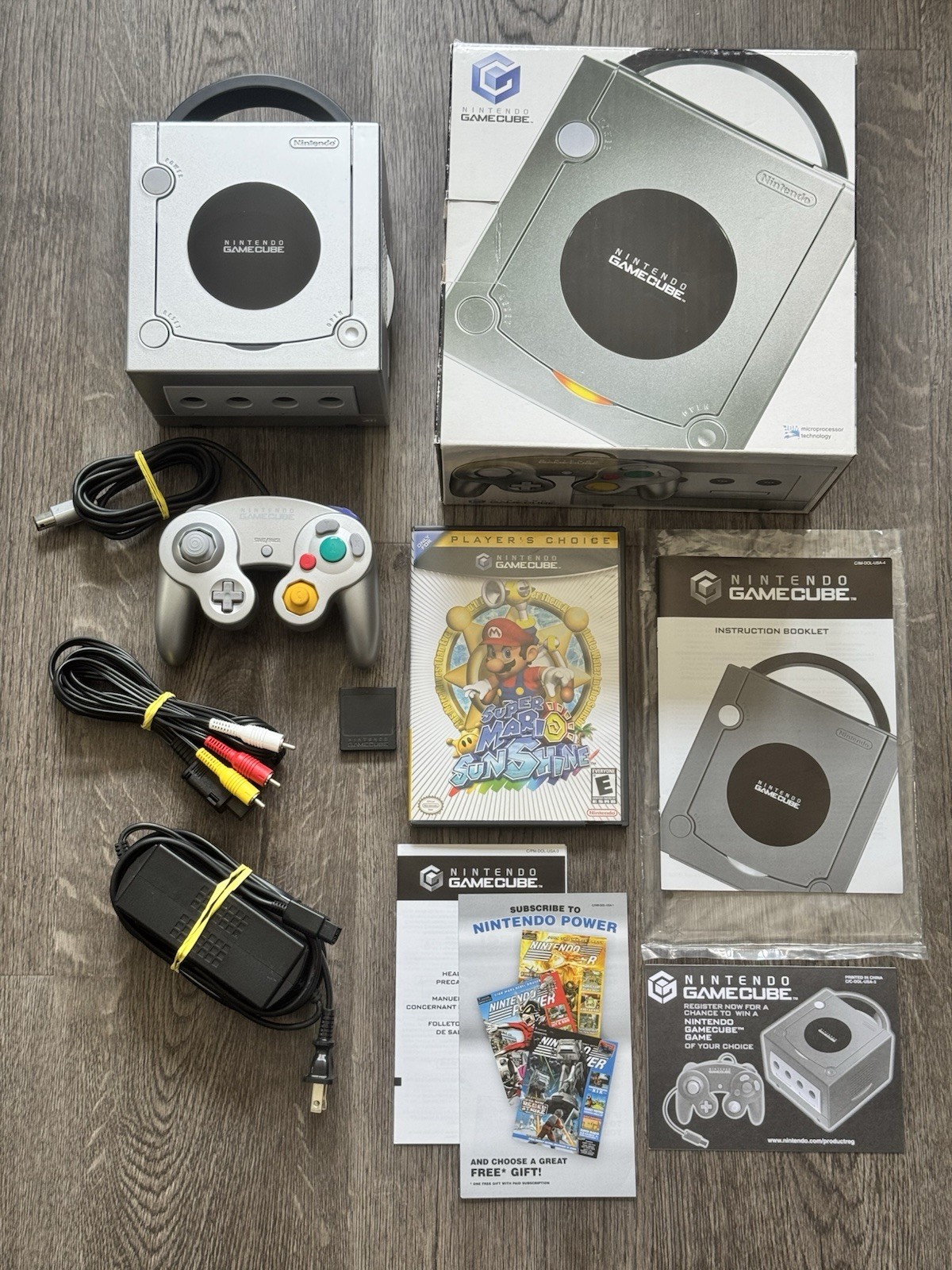 Nintendo GameCube Platinum Bundle with Original Box + Super Mario Sunshine NICE!