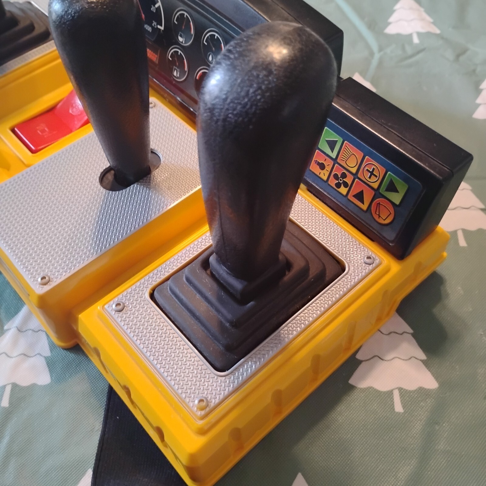 Matchbox Caterpillar Construction Zone CD ROM & CAT Controller Vintage 1999