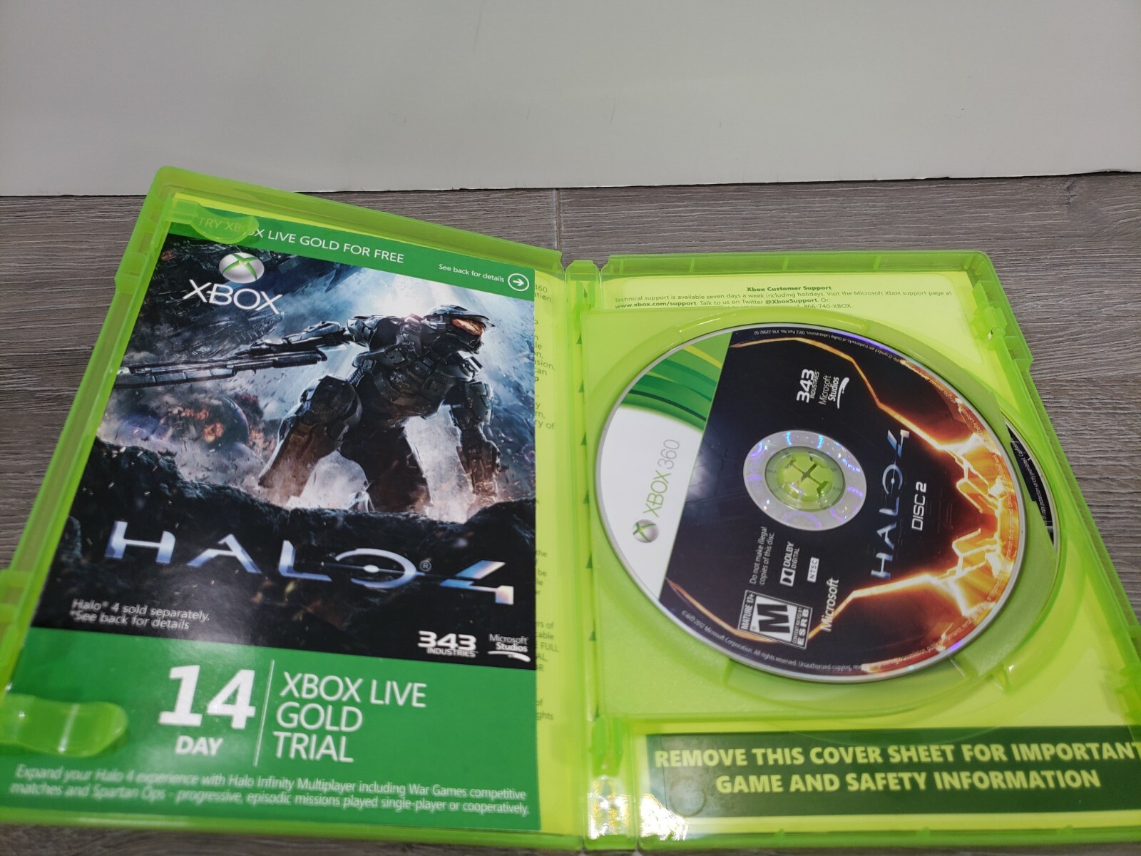 Halo 4 (Microsoft Xbox 360, 2012) Complete Video Game RATED M 343 INDUSTRIES