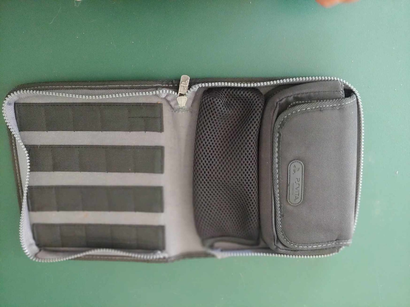 PS Vita PlayStation Console Official Sony Carrying Case Travel Bag Fits 20 Games