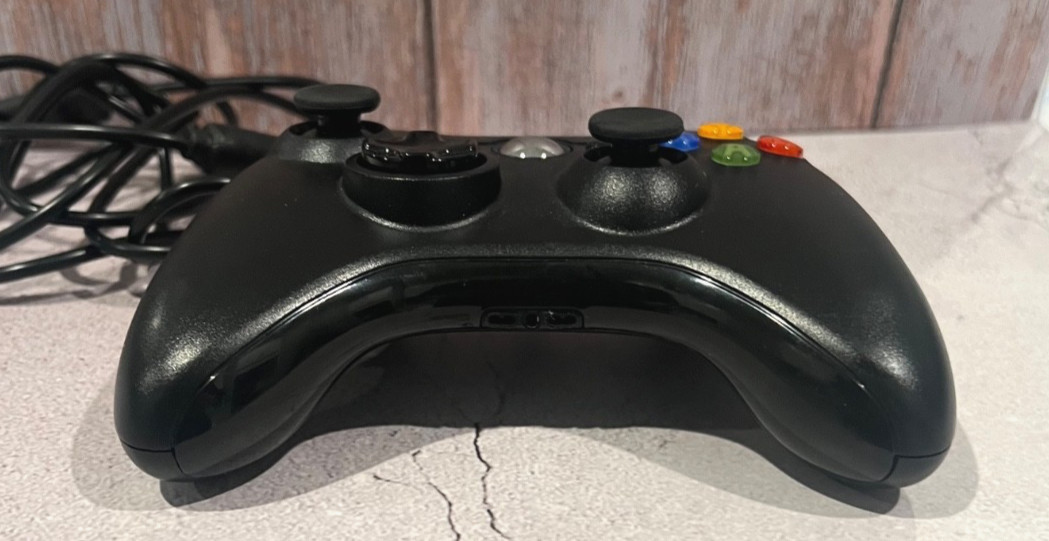 Wired Controller USB For PC Compatible With Xbox 360 / Windows 7 8 10 11 Gamepad