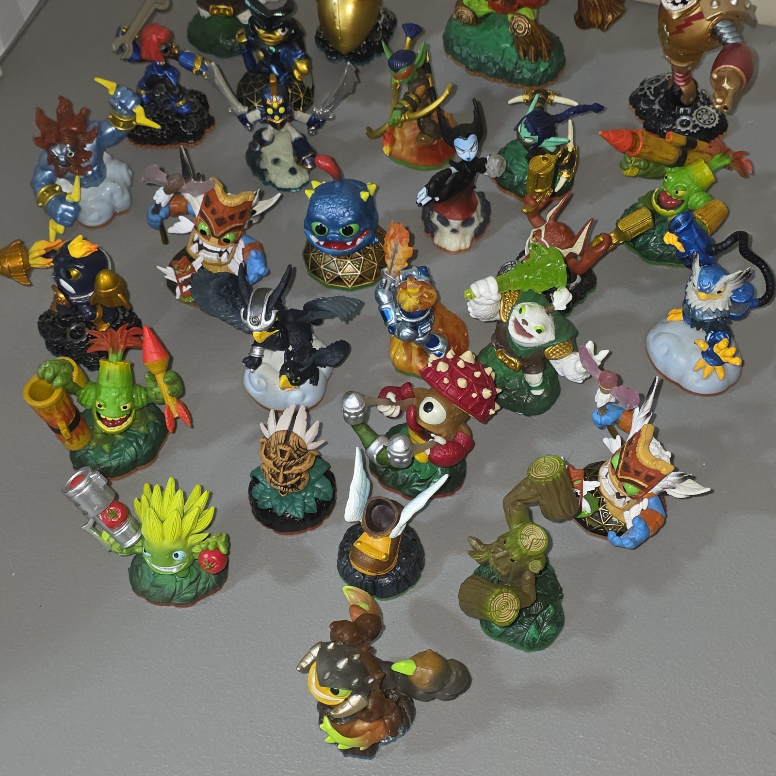 Activision Skylanders Lot (28) Giants, Spyro’s Adventure, Trap Team, SWAP Force