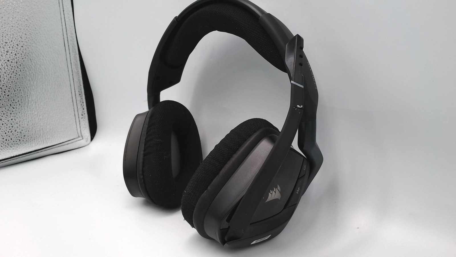 Corsair Void RGB Elite Wireless 7.1 Gaming Headset *UNTESTED* PC1722485