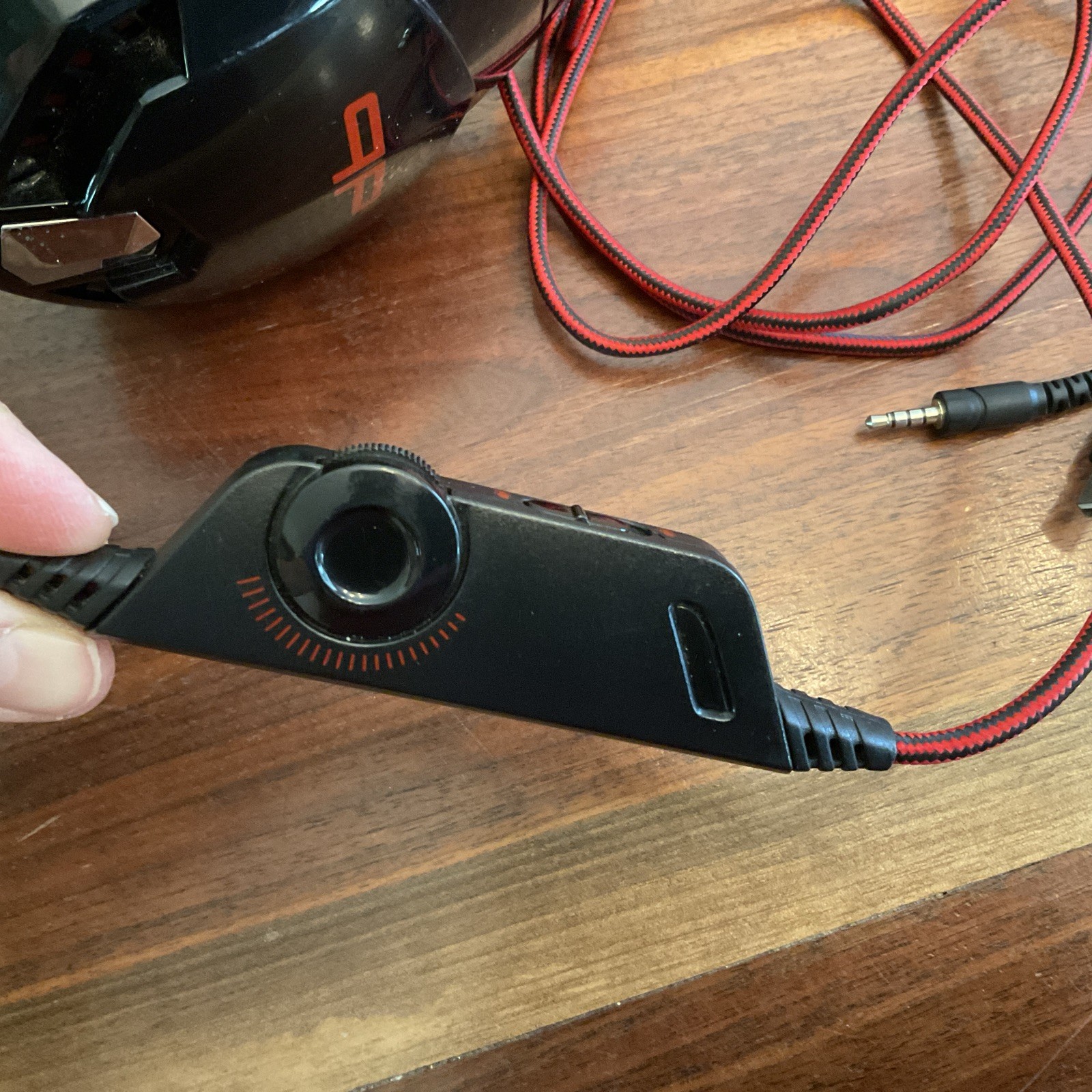 Alpha Elite PGHAERED Red And Black Headset