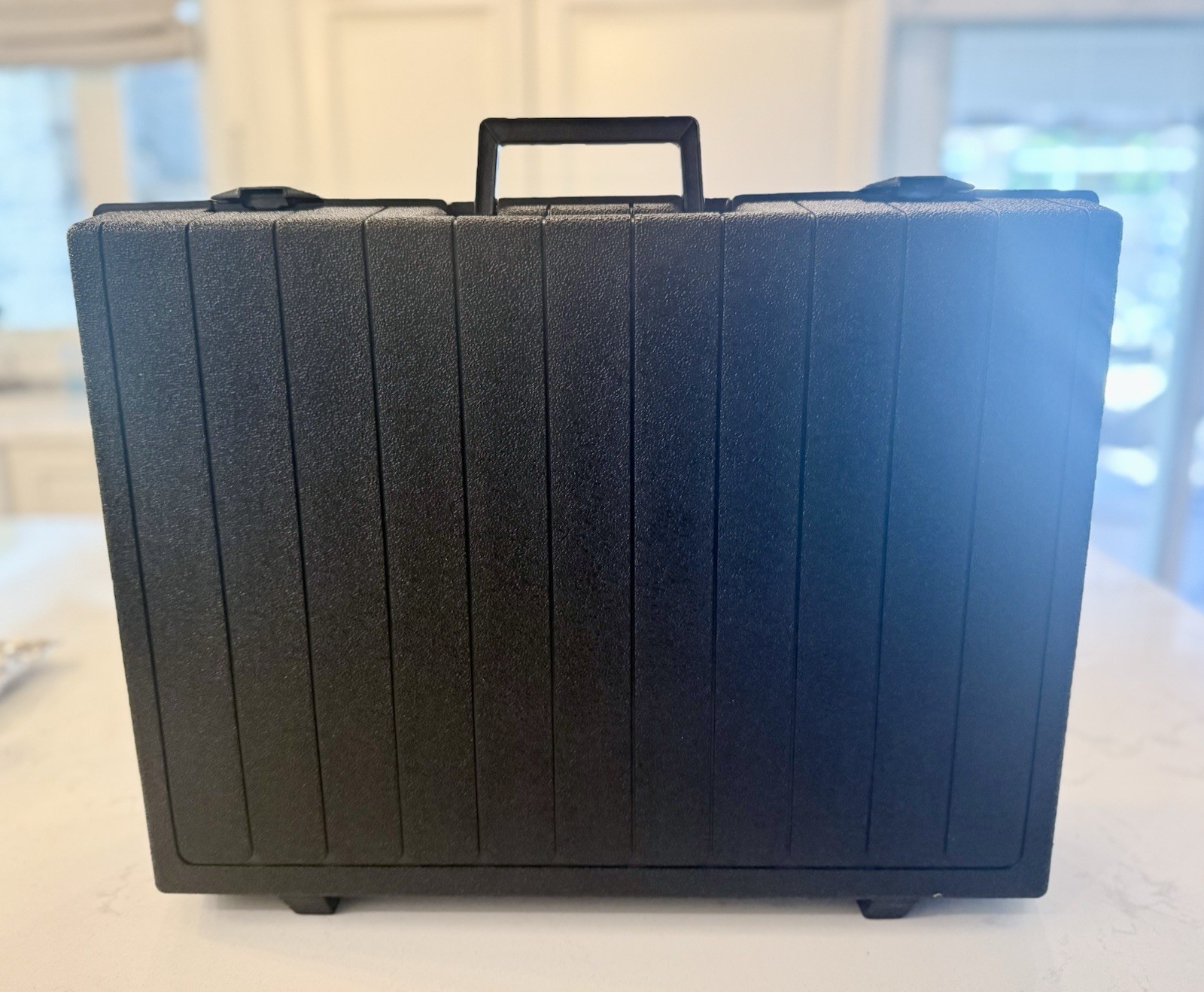 ATARI 2600 original carrying case. Vintage 80’s OEM hard plastic storage case
