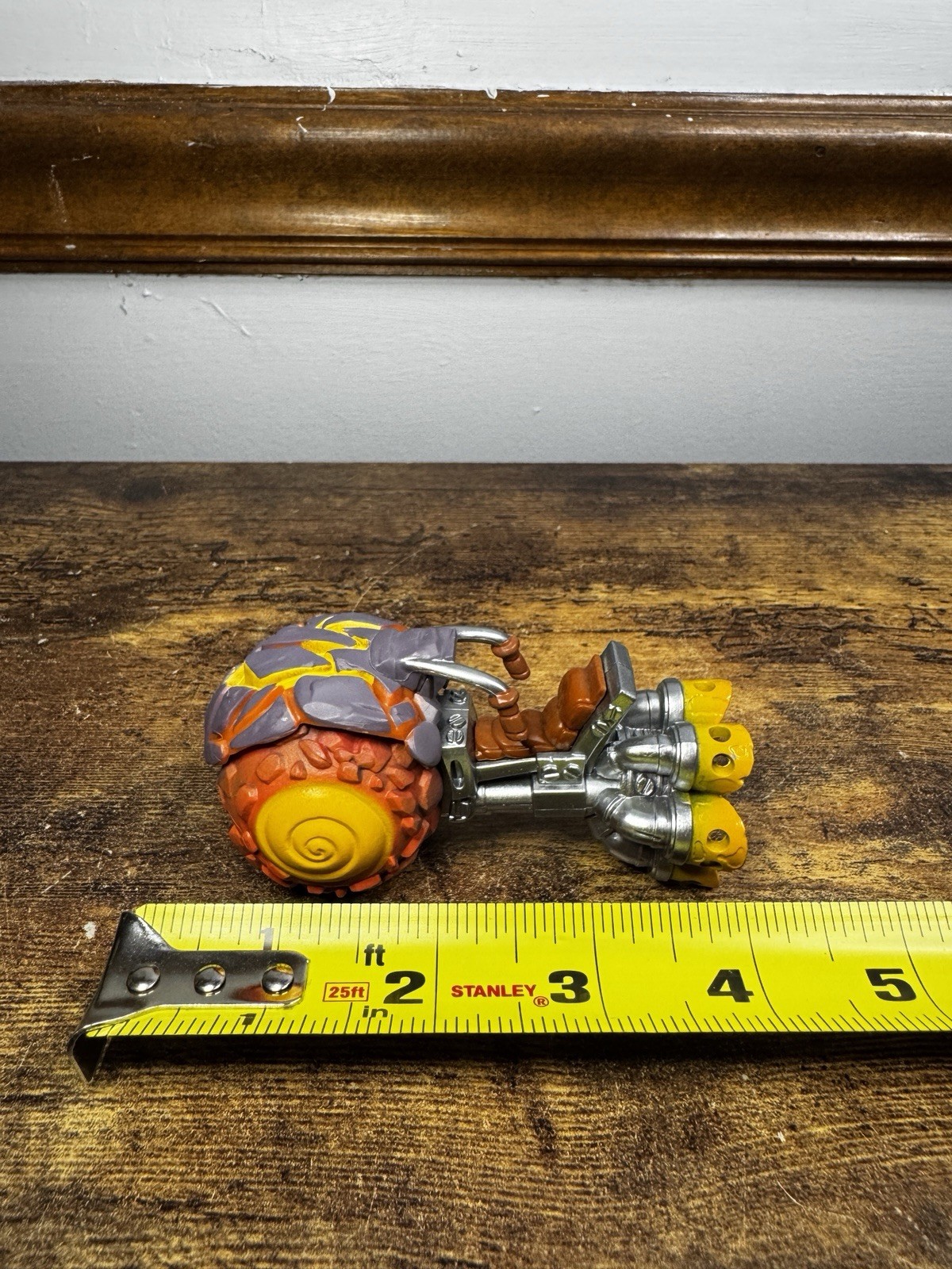 Skylanders SUPERCHARGERS Vehicle: BURN CYCLE (Land Bike)