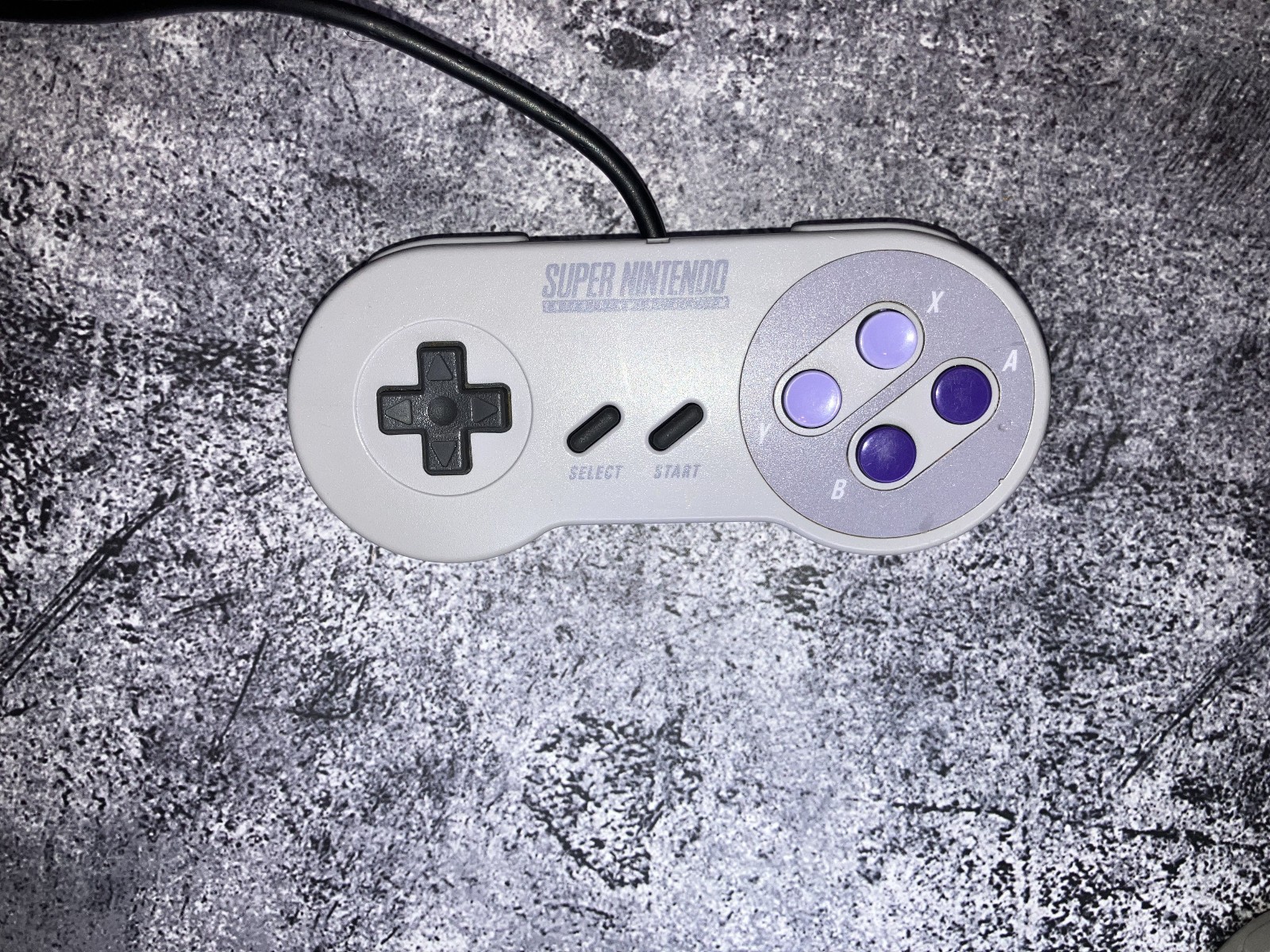 Nintendo SNES Console – Includes 2 controllers, RCA Cable, Power cable and Game.