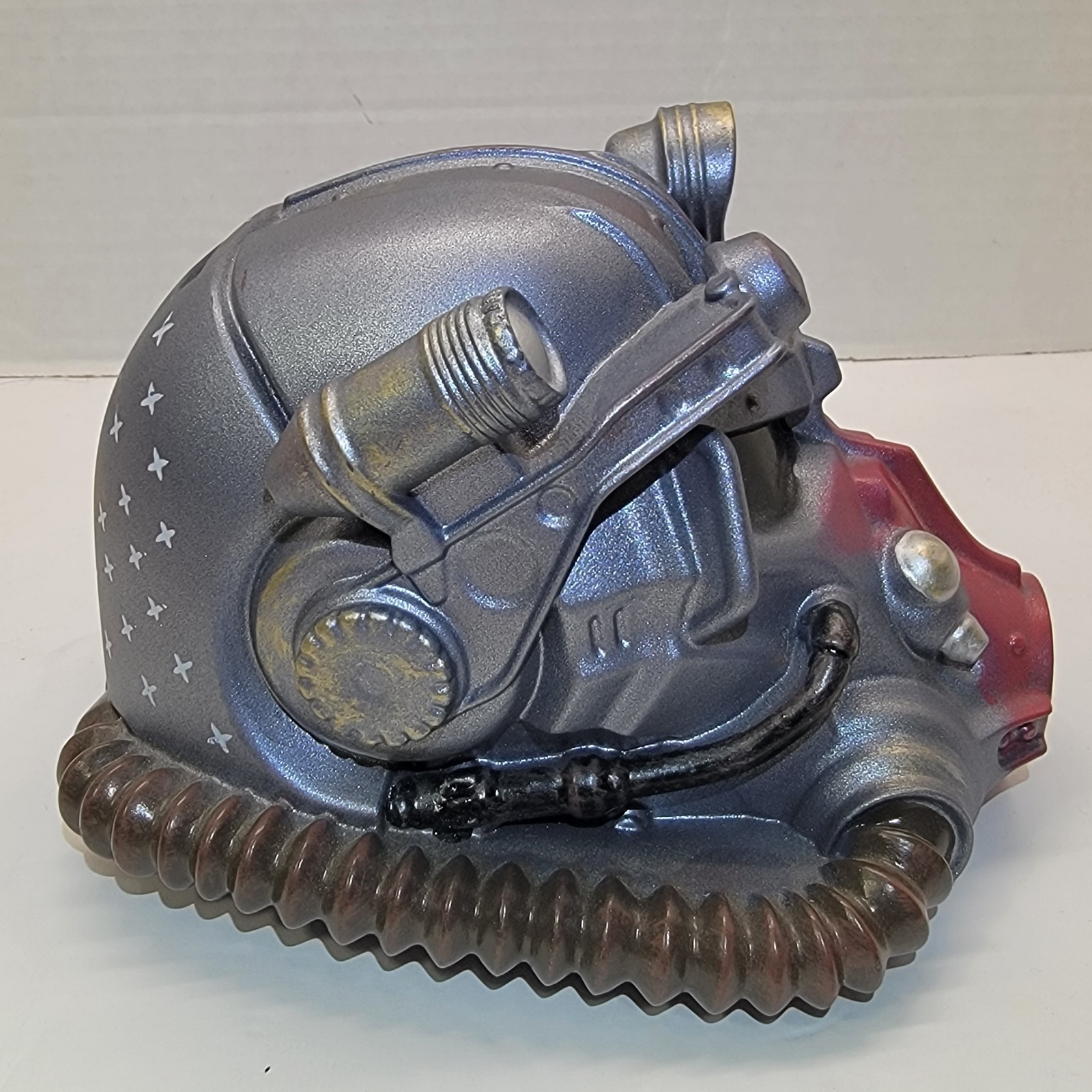 Fallout Atom Cat Power Armor Helmet PVC Coin Bank Bethesda Loot Crate 2016