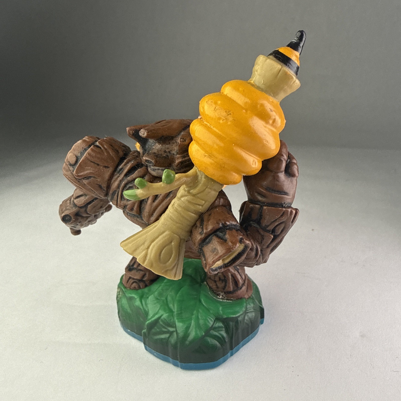 Skylanders Swap Force Bumble Blast Lightcore Character Figure