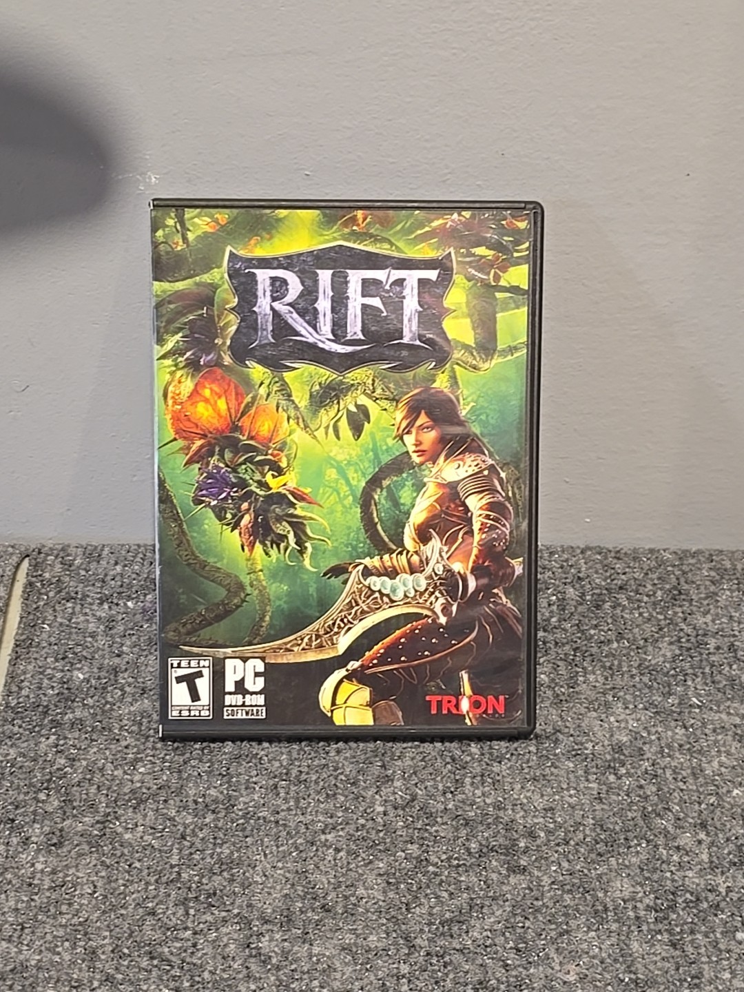 Rift By Trion PC DVD-ROM Online Video Game Complete