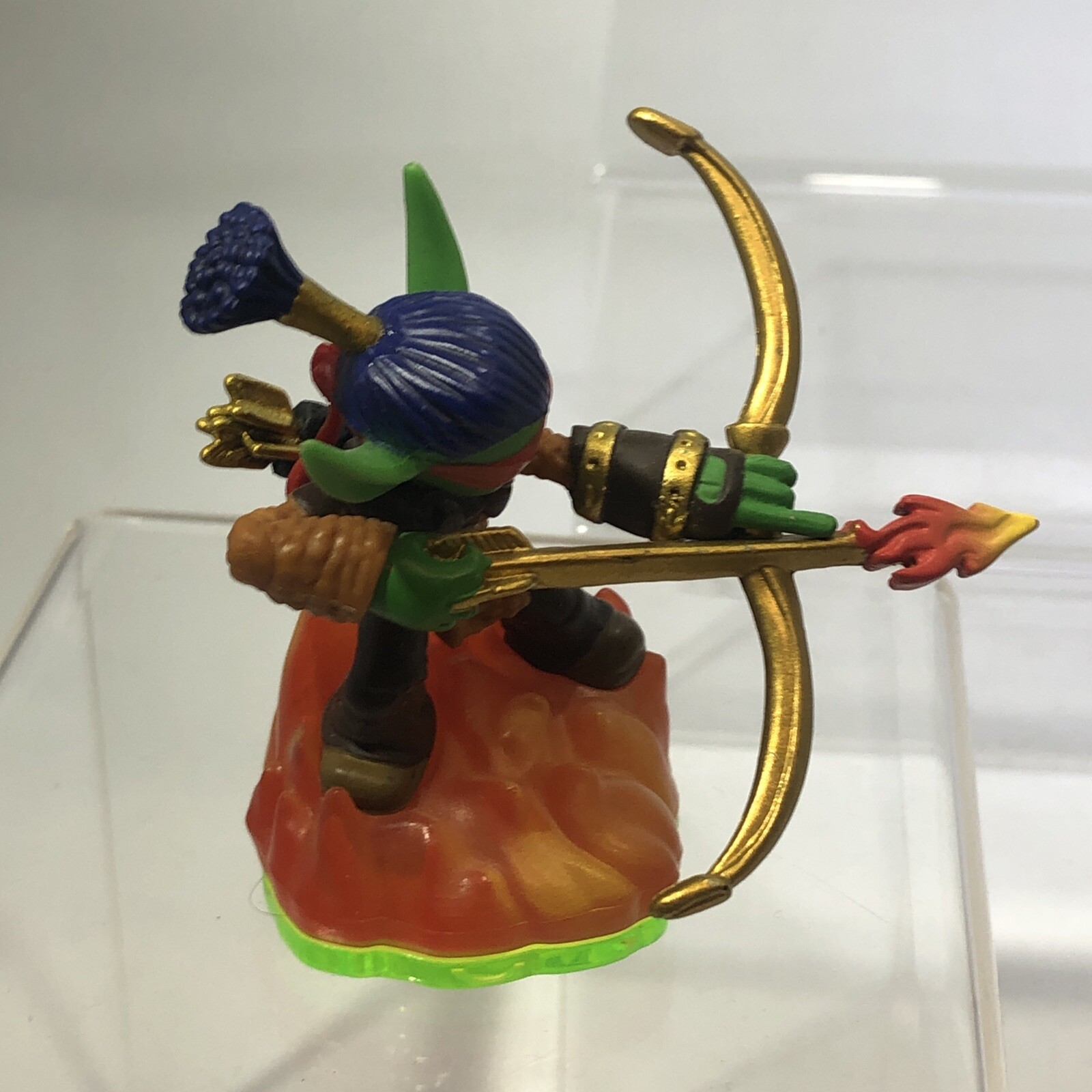 Lot of 6 Skylanders Figures Eruptor, Stealth Elf, Cynder, Gill Grunt, & More