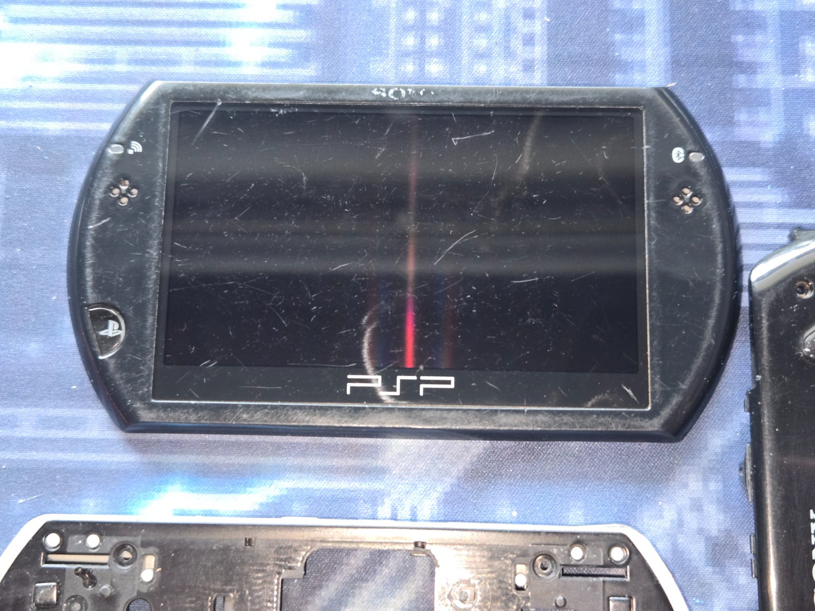 Sony PSP Go Genuine Original Shell, Screws, and Screen for Parts (#2)