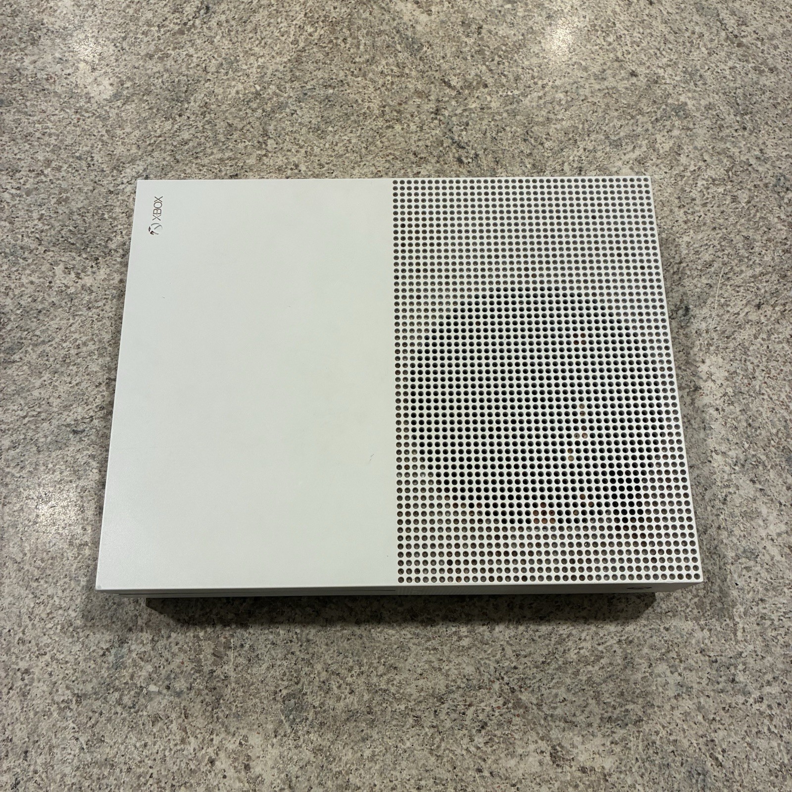Microsoft Xbox One S 500gb 4K UHD White Console MPN 1681 Tested Working