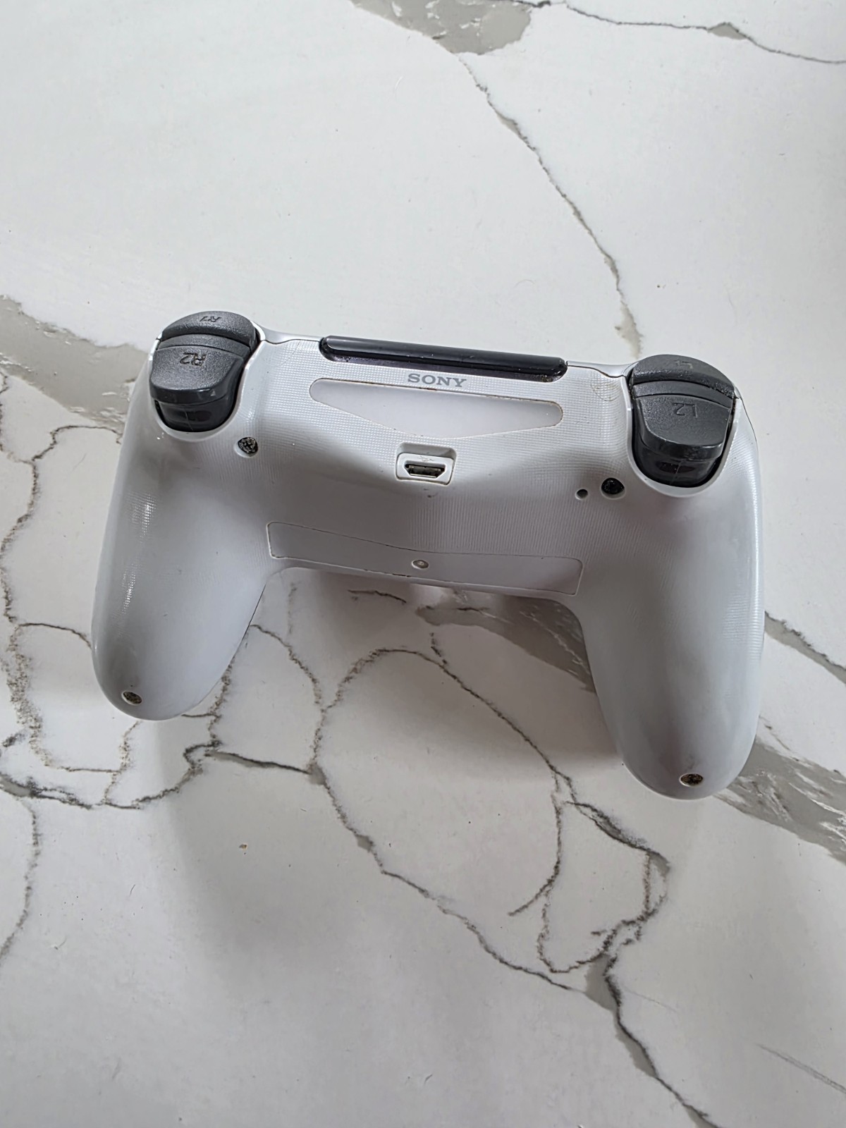Sony PlayStation PS4 DualShock 4 Silver Video Game Controller Wireless CUH-ZCT2U
