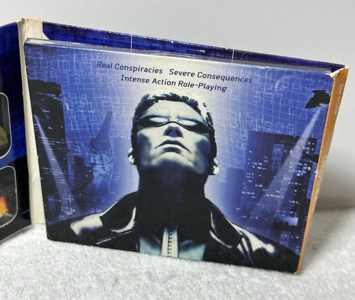 ION STORM – DEUS EX – PC Game Vintage 2000 CD-ROM – Gatefold – Eidos Interactive