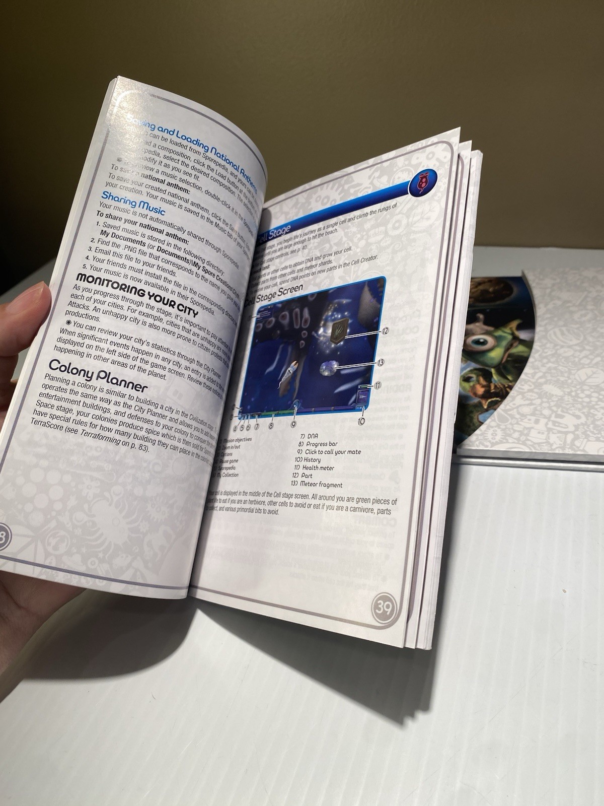 Spore: Galactic Edition (Windows/Mac, 2008) Box Set W Books
