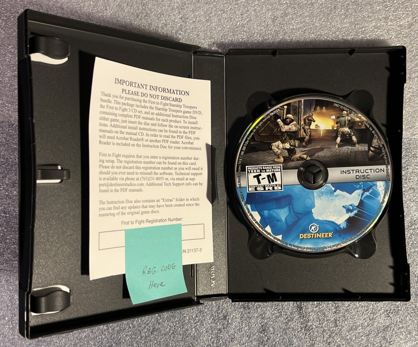 First To Fight Starship Troopers PC Game