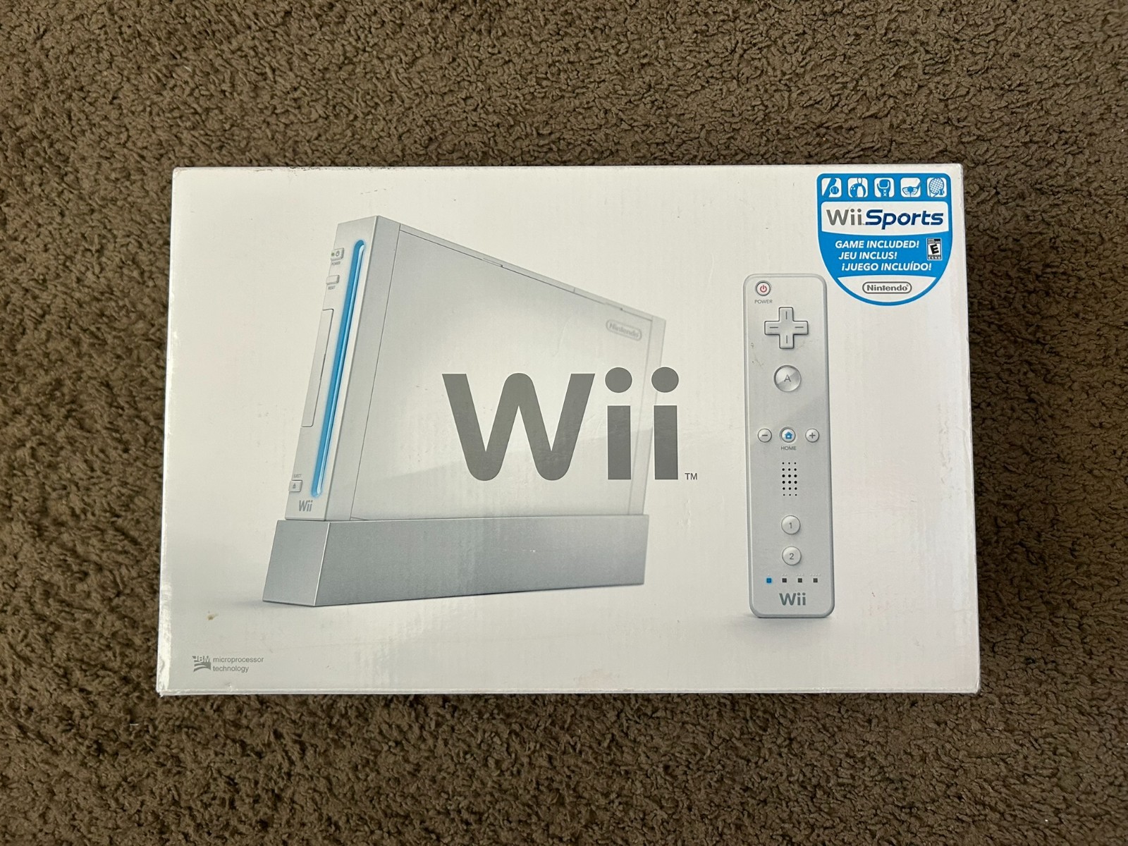 NEW Nintendo Wii Sports Console (White) Wii System Bundle