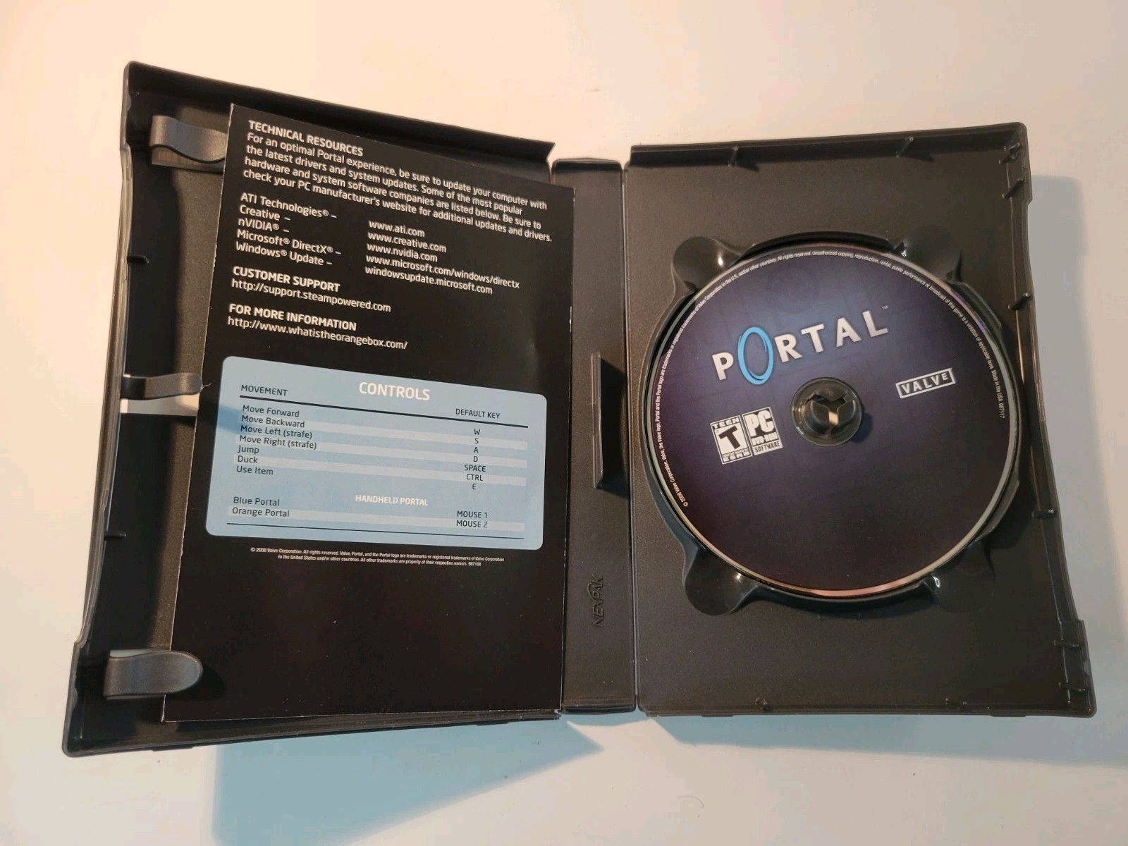 Portal (PC DVD-ROM, 2008) by Valve w/ Key